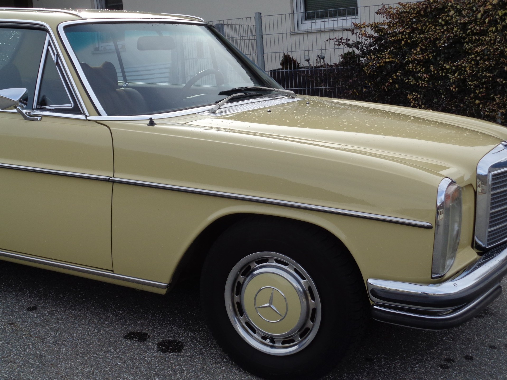MERCEDES-BENZ 280 CE-image-14