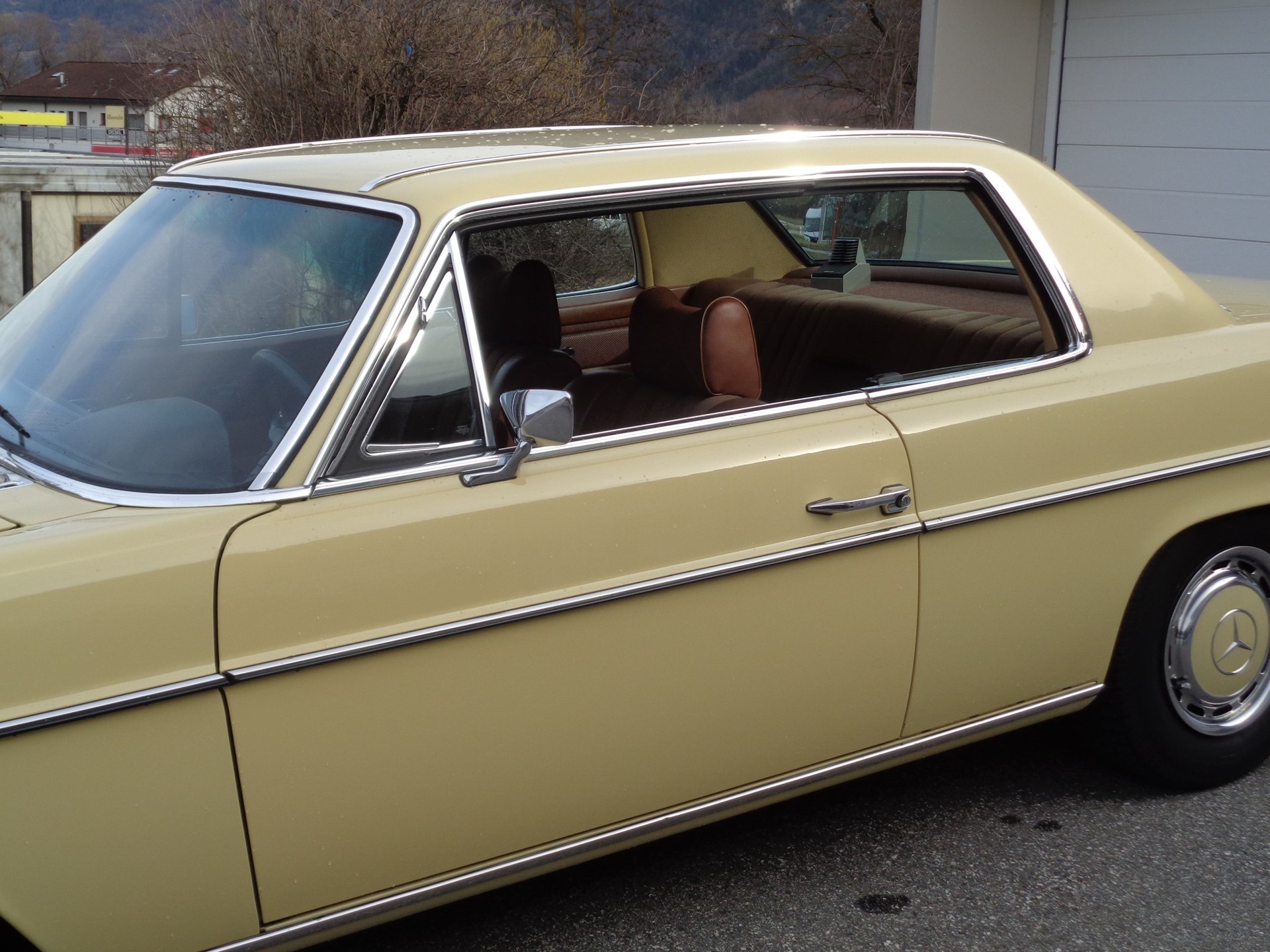 MERCEDES-BENZ 280 CE-image-2