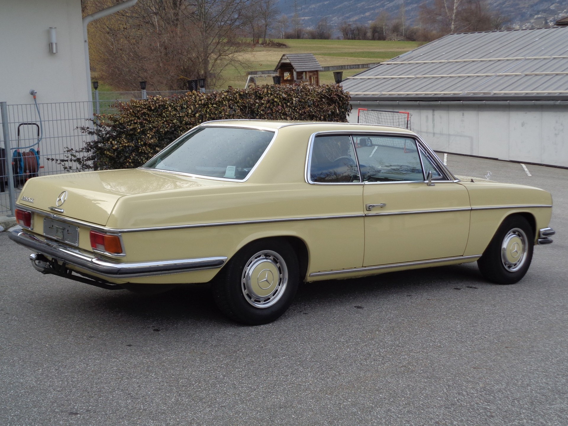 MERCEDES-BENZ 280 CE-image-6