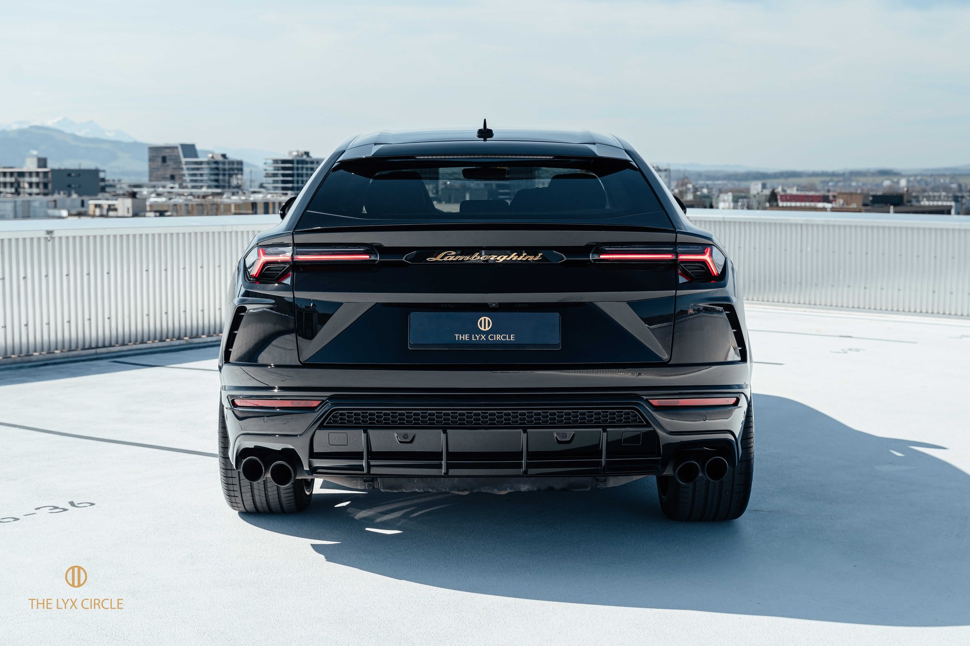 LAMBORGHINI Urus E-Gear-image-7