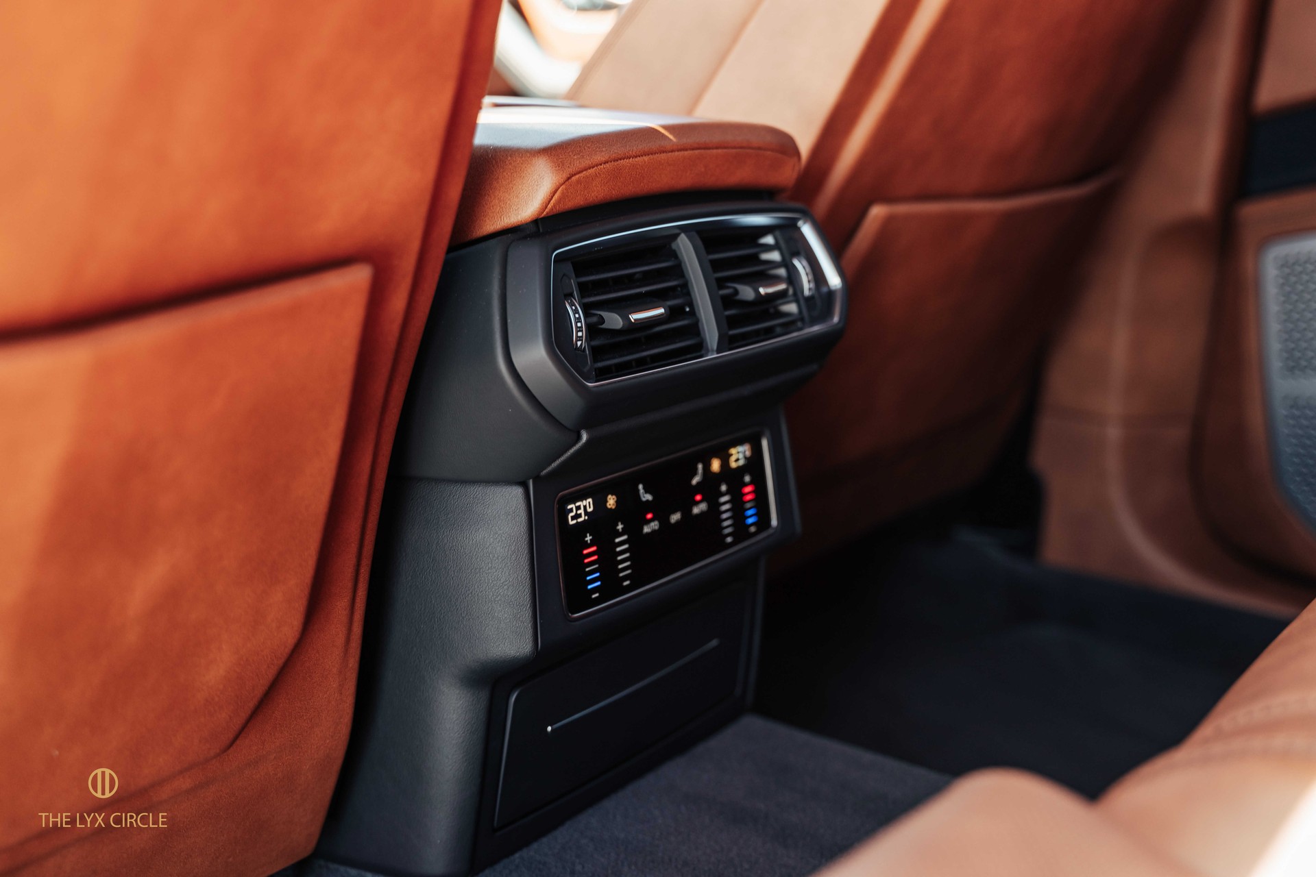 LAMBORGHINI Urus E-Gear-image-15