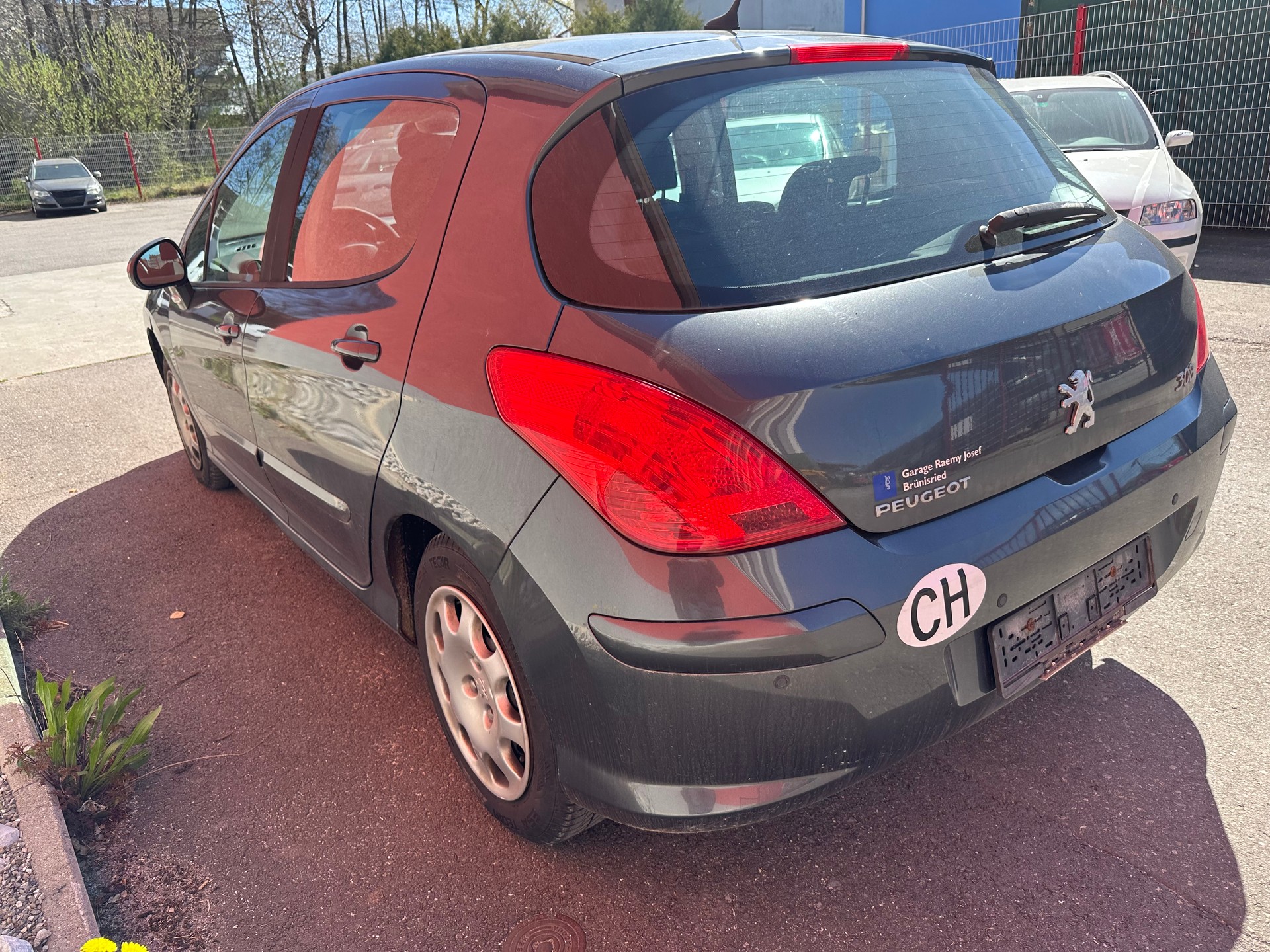 PEUGEOT 308 1.6 16V T Sport Pack-image-3