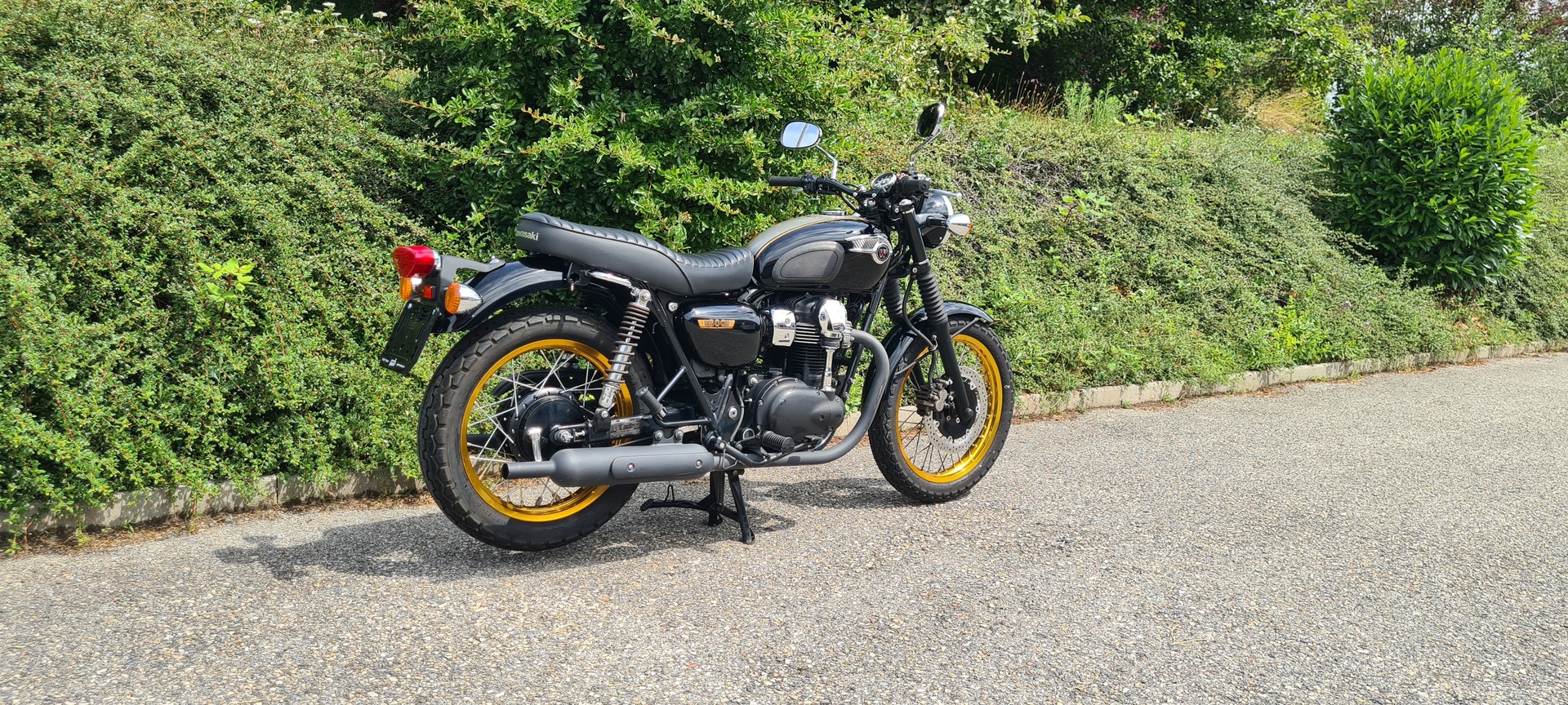 KAWASAKI W 800 Special Edition-image-4