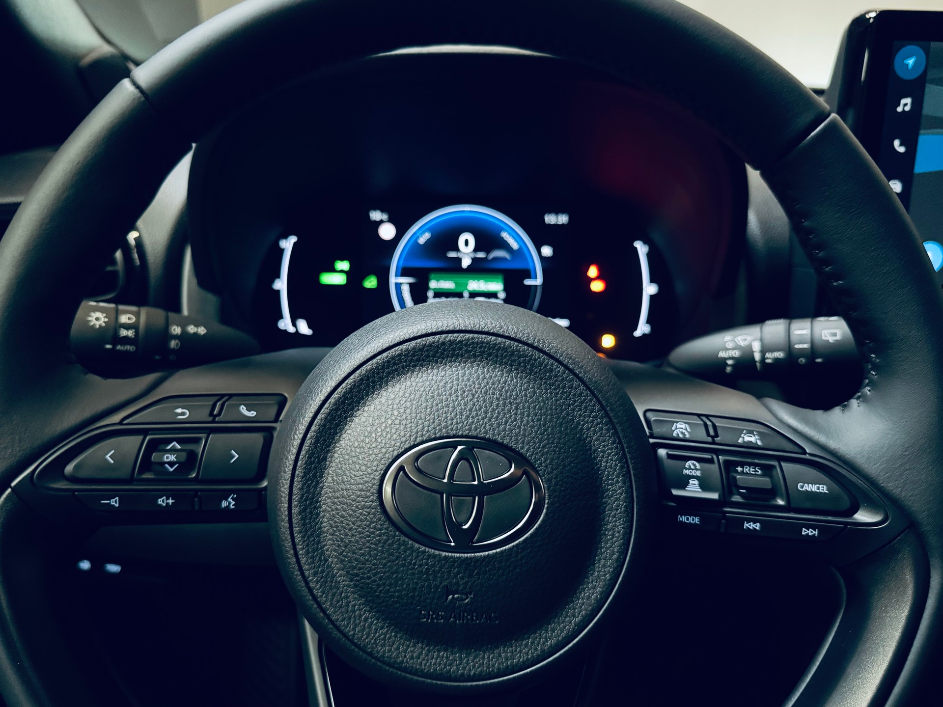 TOYOTA Yaris Cross 1.5 Trend AWDi e-CVT-image-16