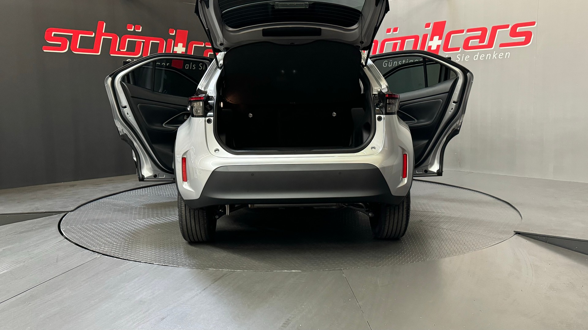 TOYOTA Yaris Cross 1.5 Trend AWDi e-CVT-image-5