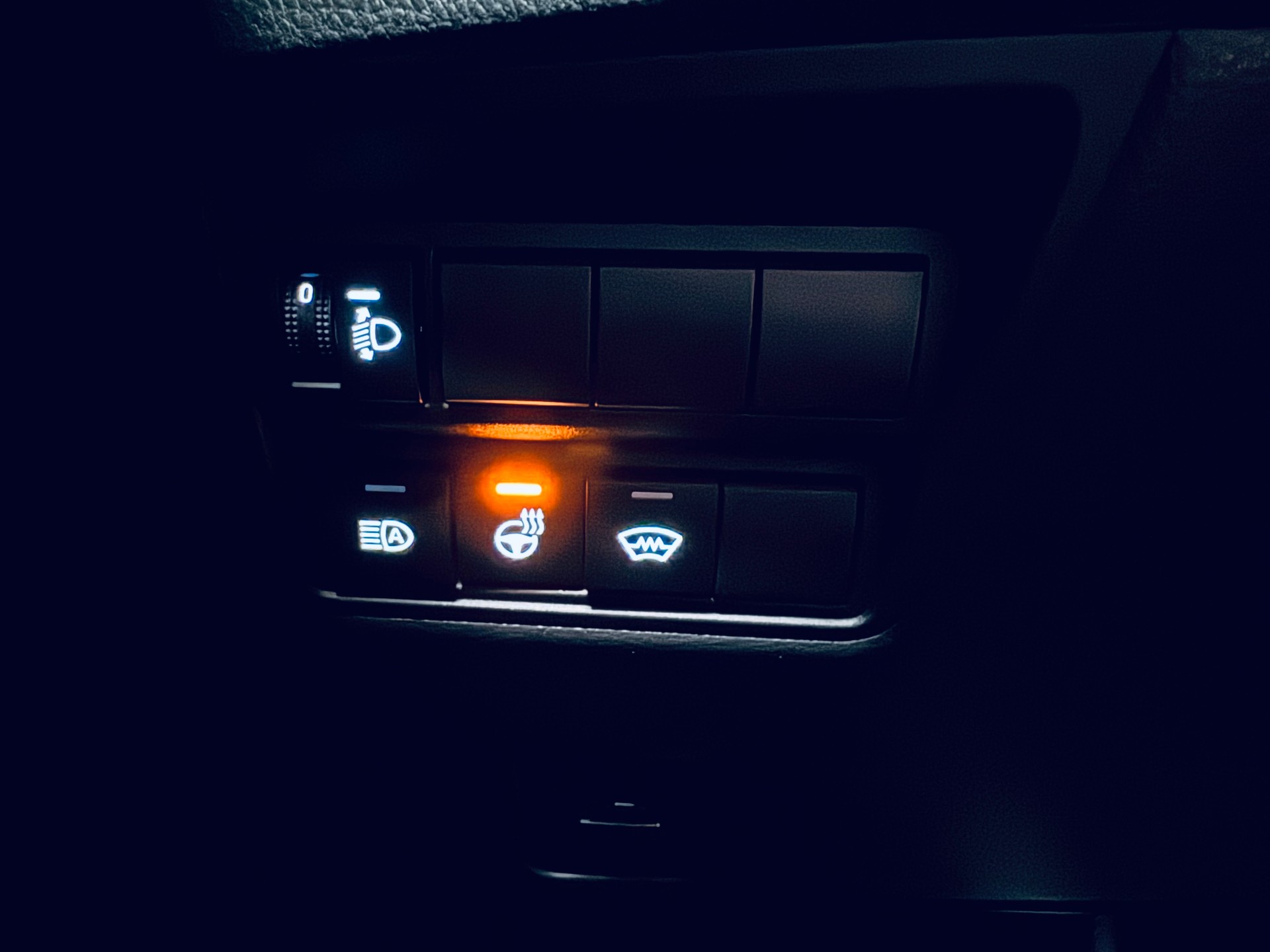 TOYOTA Yaris Cross 1.5 Trend AWDi e-CVT-image-24