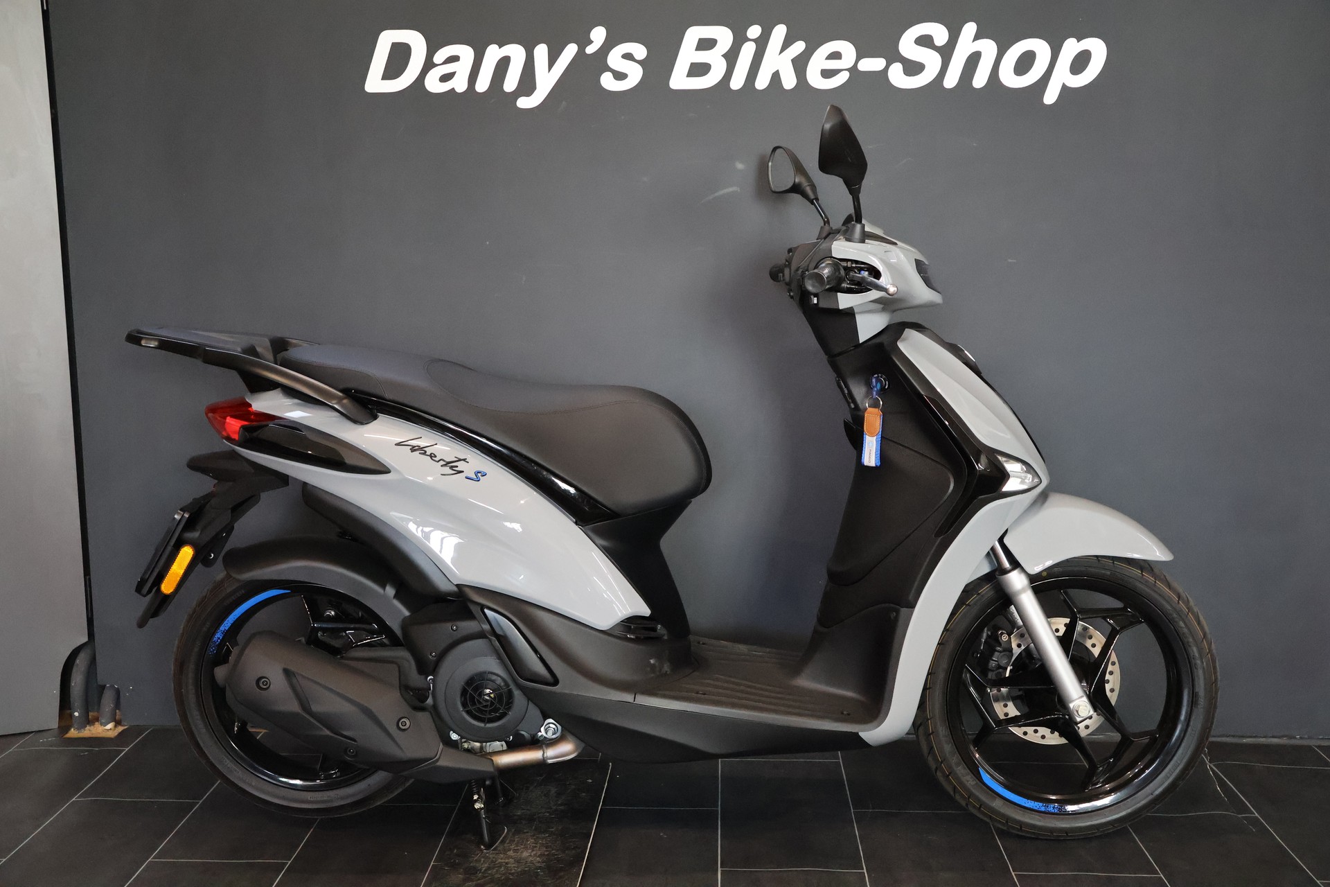 PIAGGIO Liberty 125 Sport E5+ (4 Jahre Garantie)-image-2