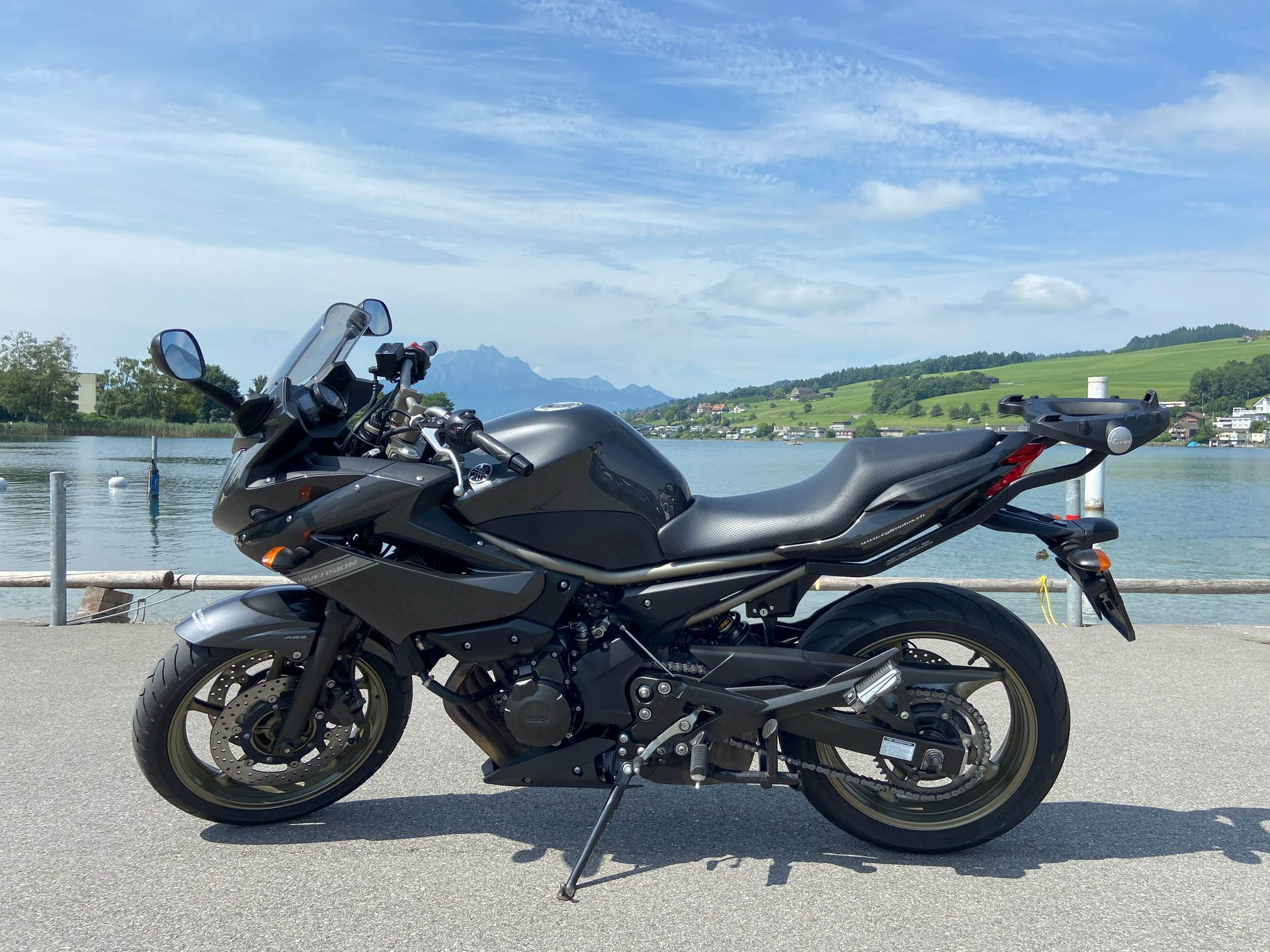 YAMAHA XJ 6 Diversion ABS-image-3