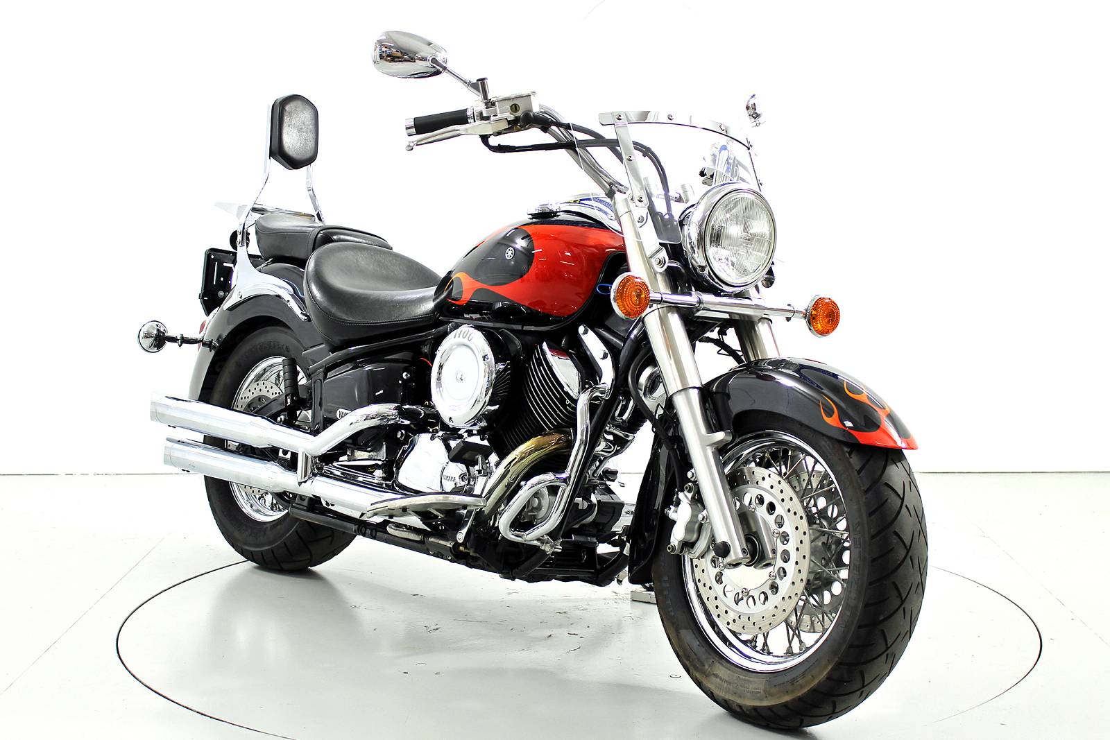 YAMAHA XVS 1100-image-1