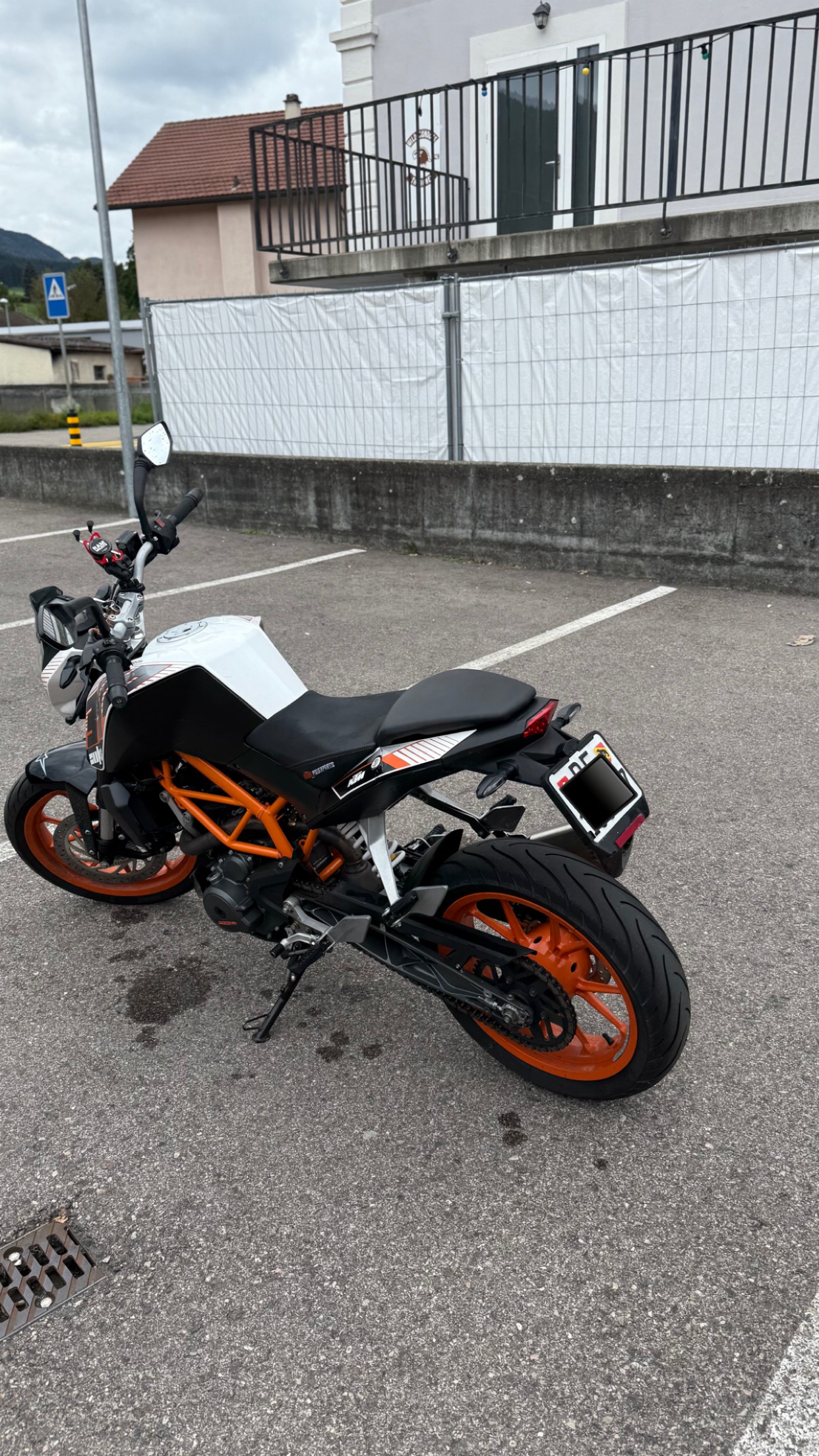 KTM 390 Duke ABS-image-9