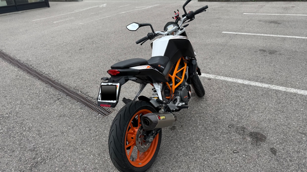 KTM 390 Duke ABS-image-7