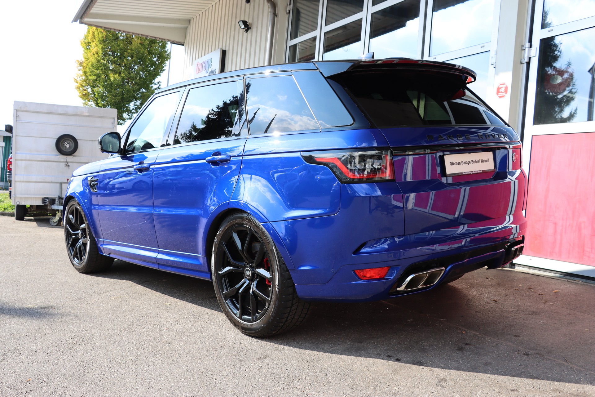 LAND ROVER Range Rover Sport 5.0 V8 S/C SVR Automatic-image-6