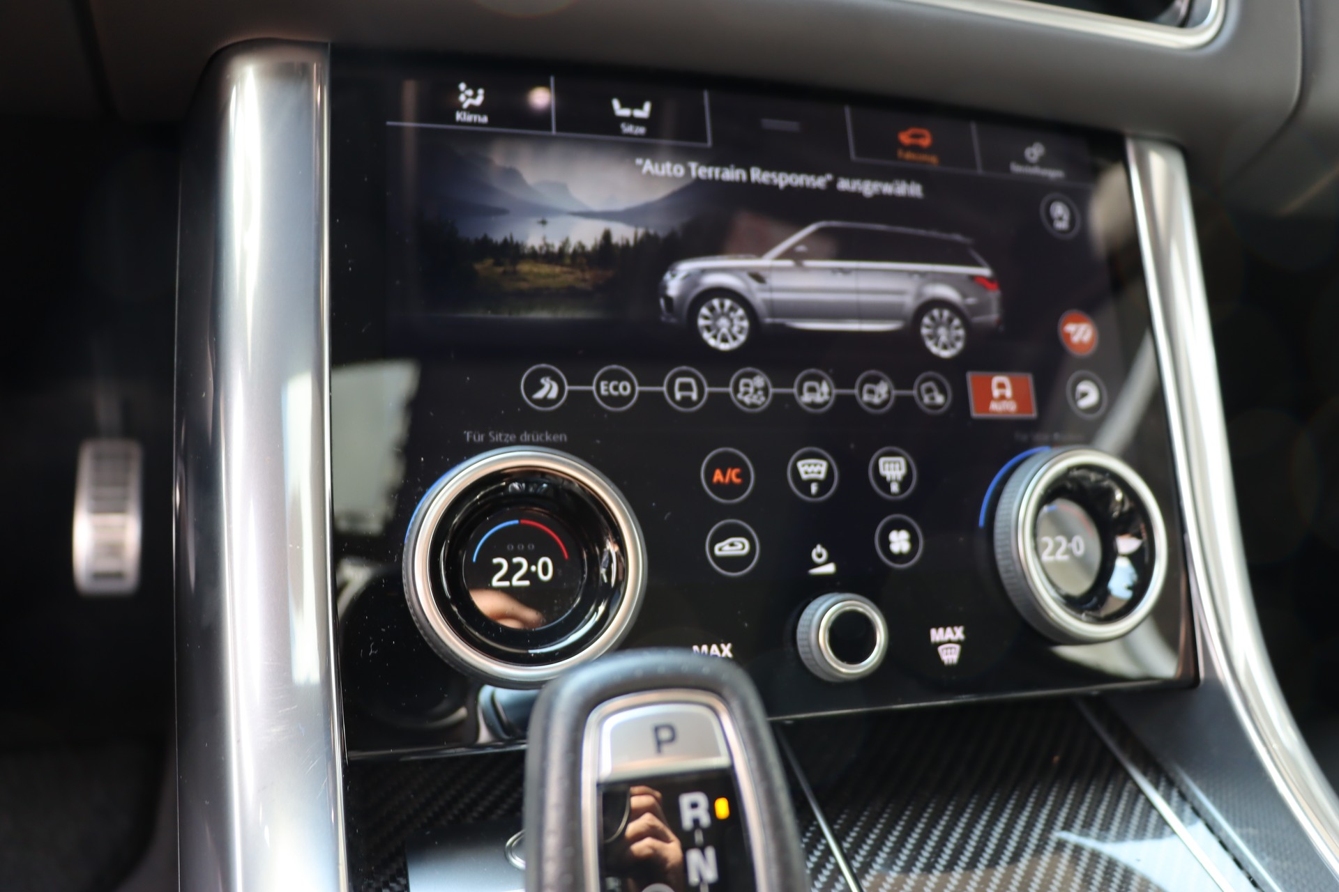 LAND ROVER Range Rover Sport 5.0 V8 S/C SVR Automatic-image-19