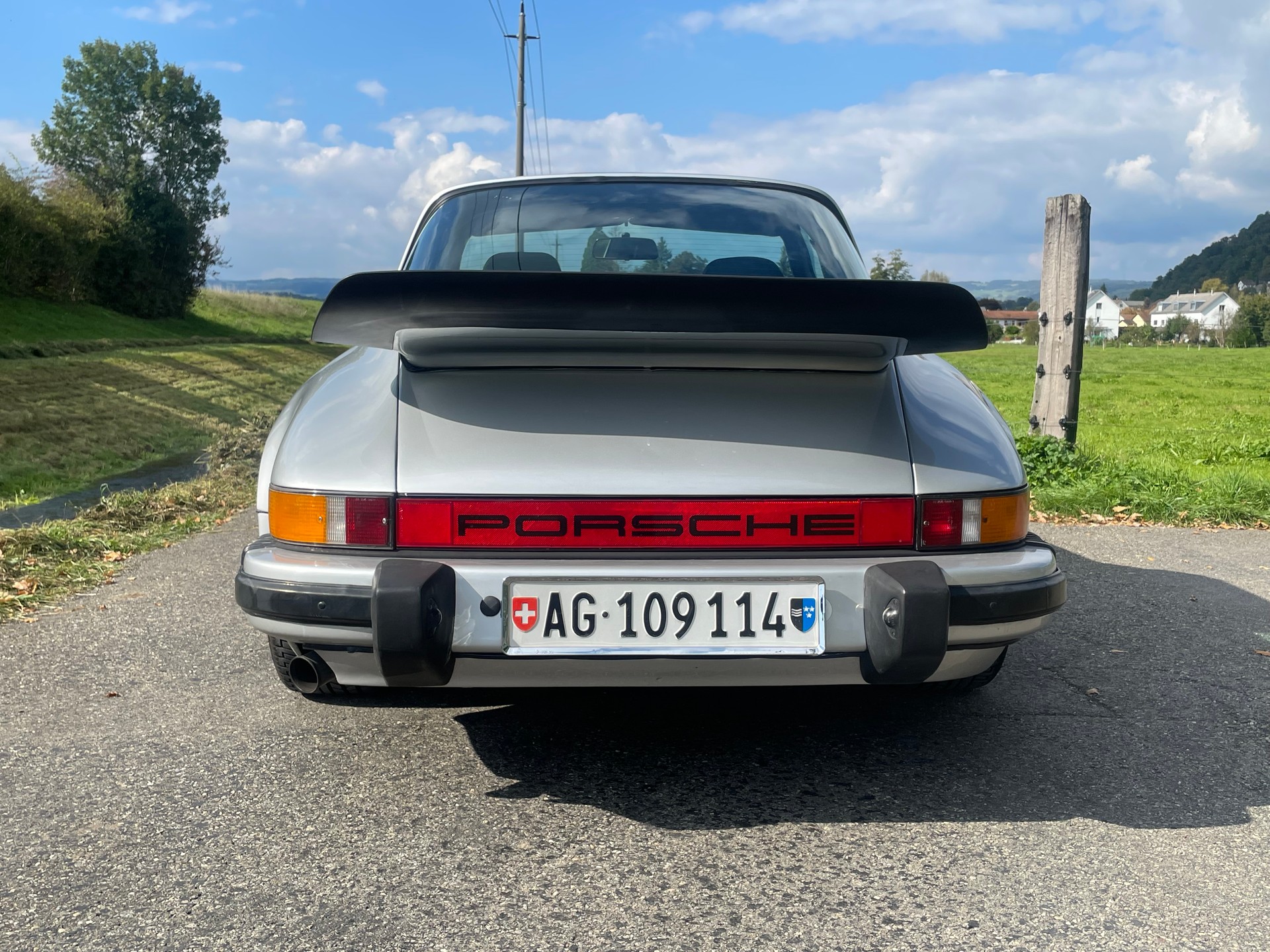 PORSCHE 911 Carrera Targa-image-4