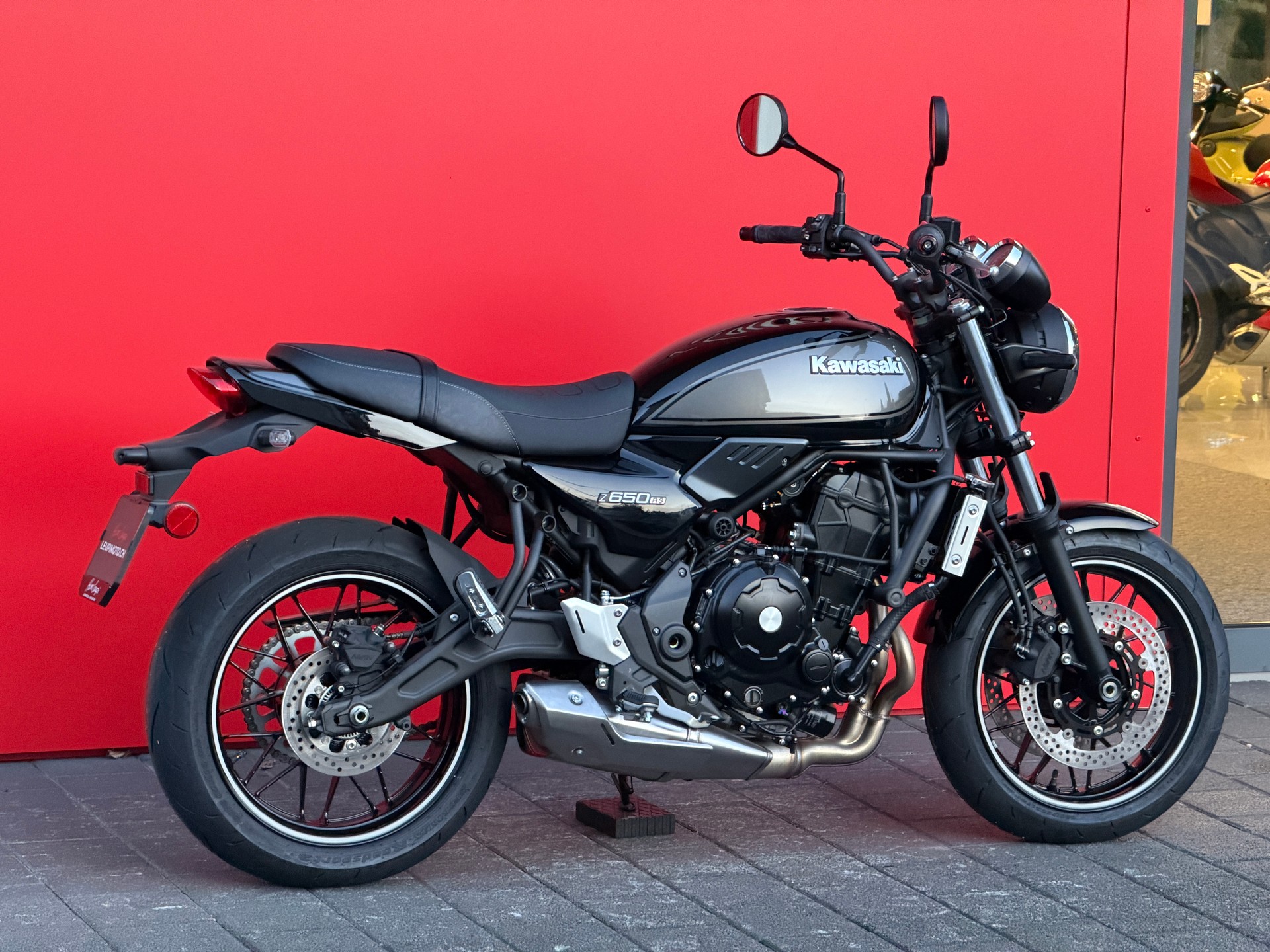 KAWASAKI Z 650 RS (35kW)-image-11