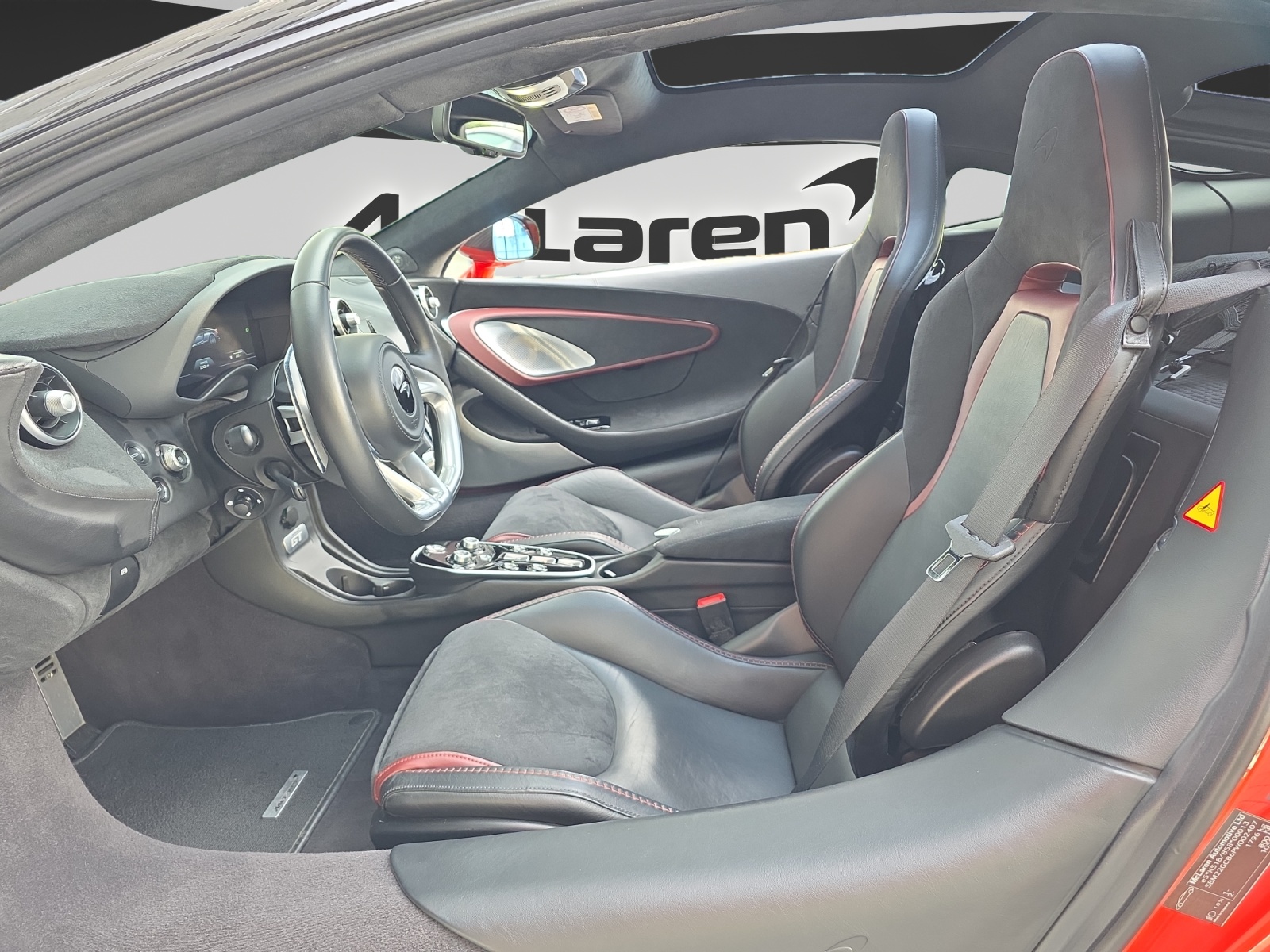McLAREN GT Pioneer-image-9