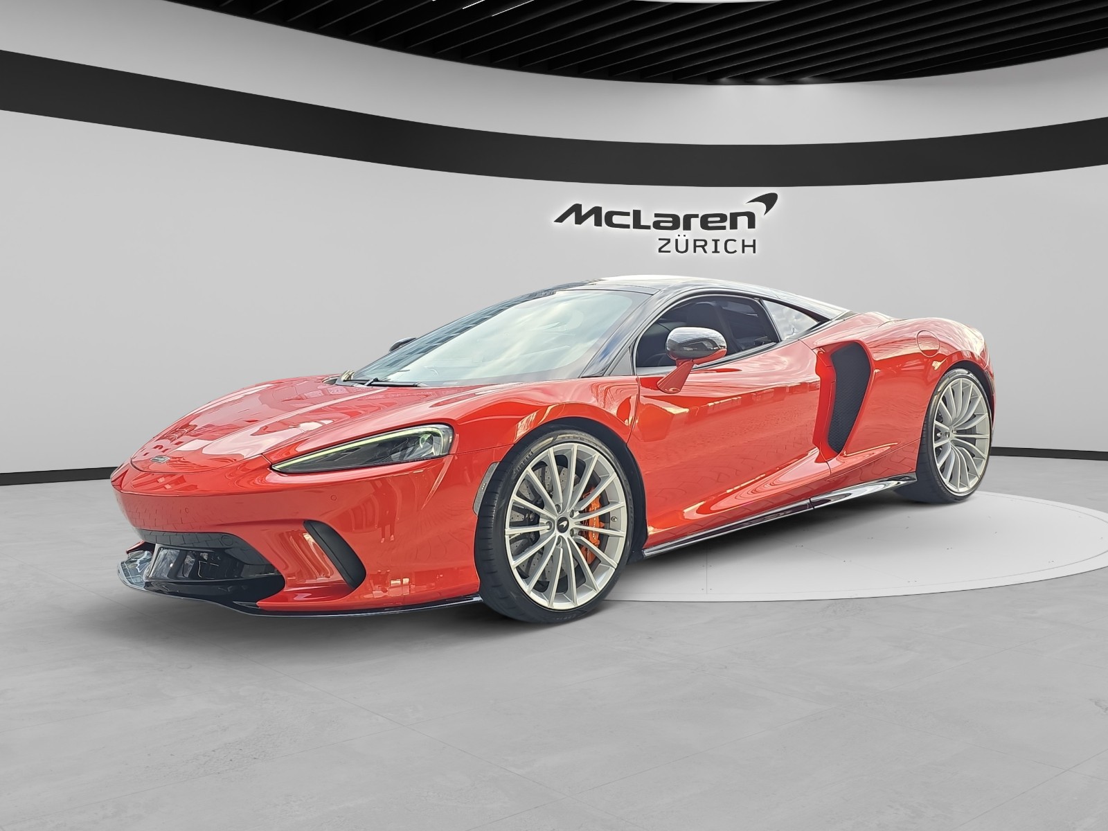 McLAREN GT Pioneer