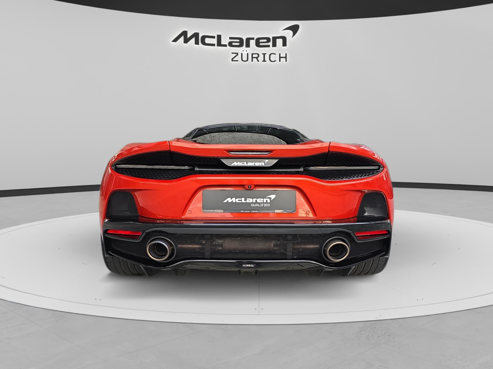McLAREN GT Pioneer-showroom-element-3