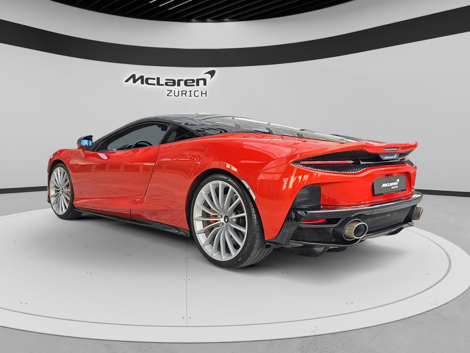 McLAREN GT Pioneer-showroom-element-2