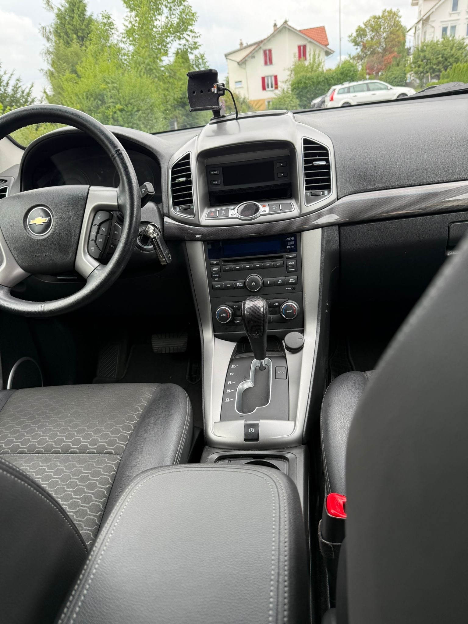 CHEVROLET Captiva 2.2 VCDi LTZ 4WD Automatic-image-5