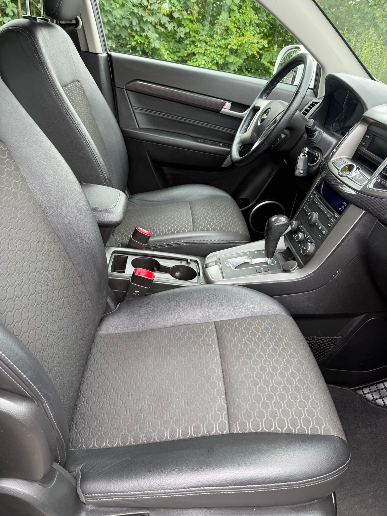 CHEVROLET Captiva 2.2 VCDi LTZ 4WD Automatic-image-4
