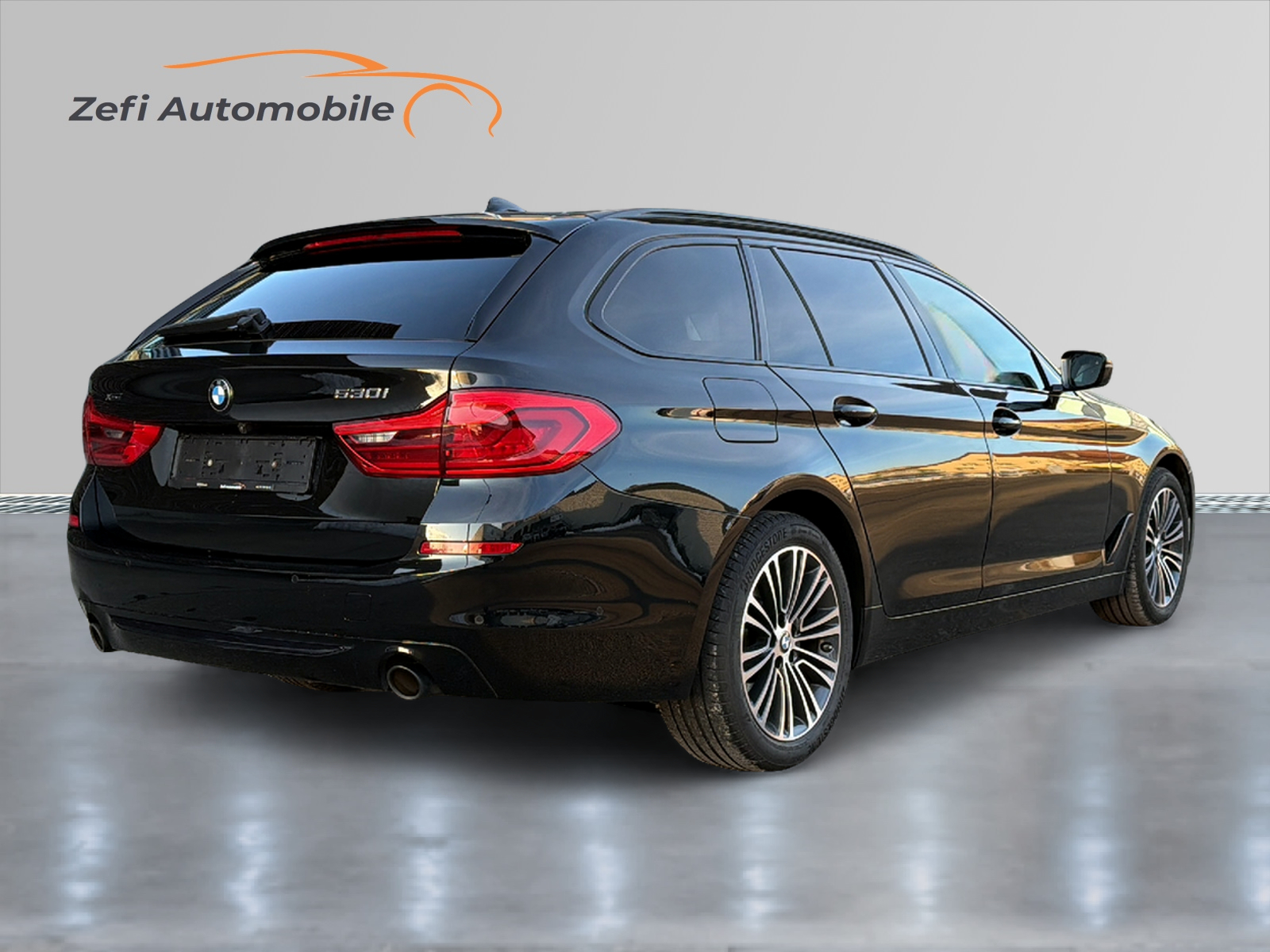 BMW 530i xDrive Touring Sport Line Steptronic-image-3