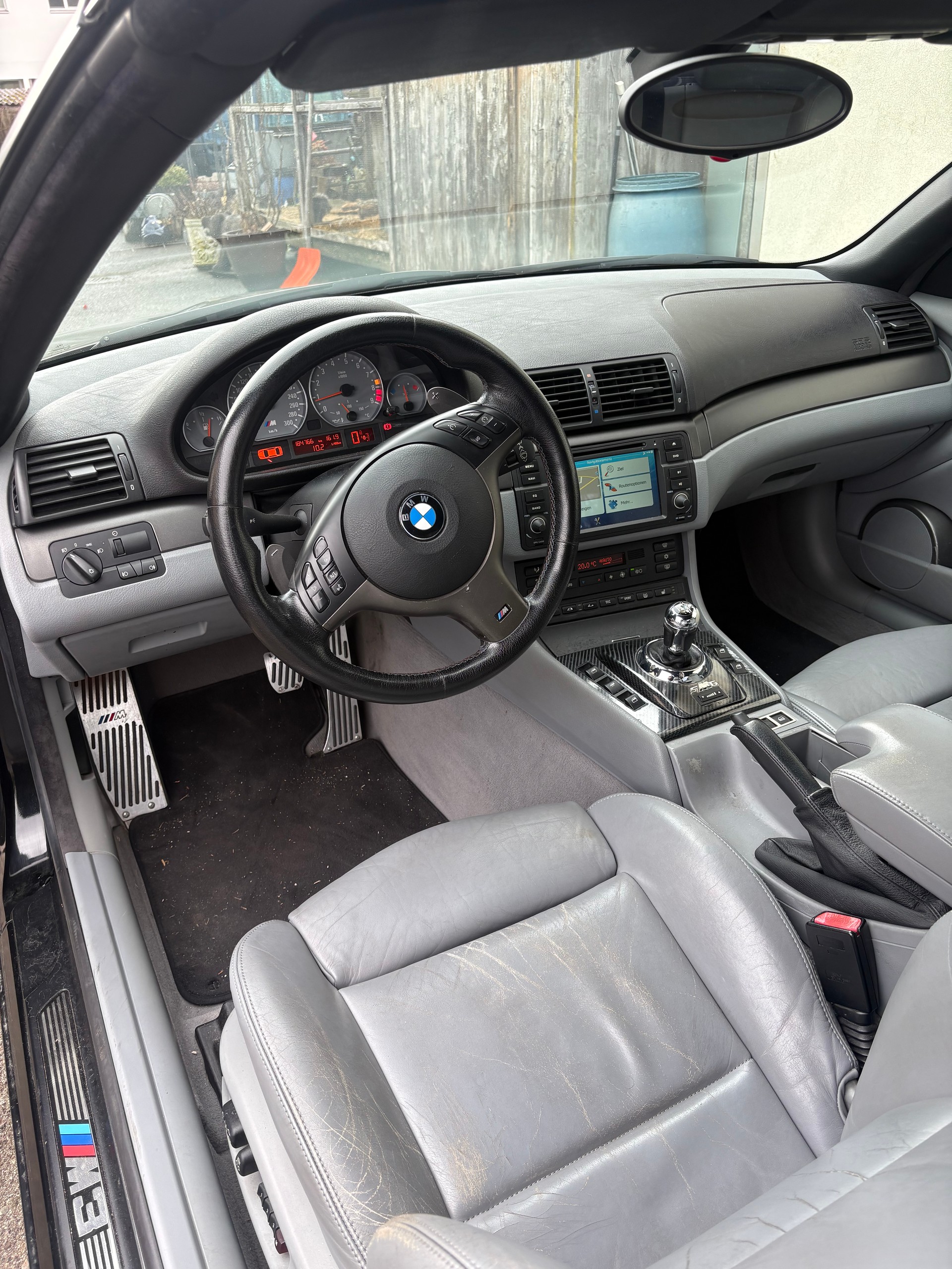 BMW M3 Cabriolet-image-6