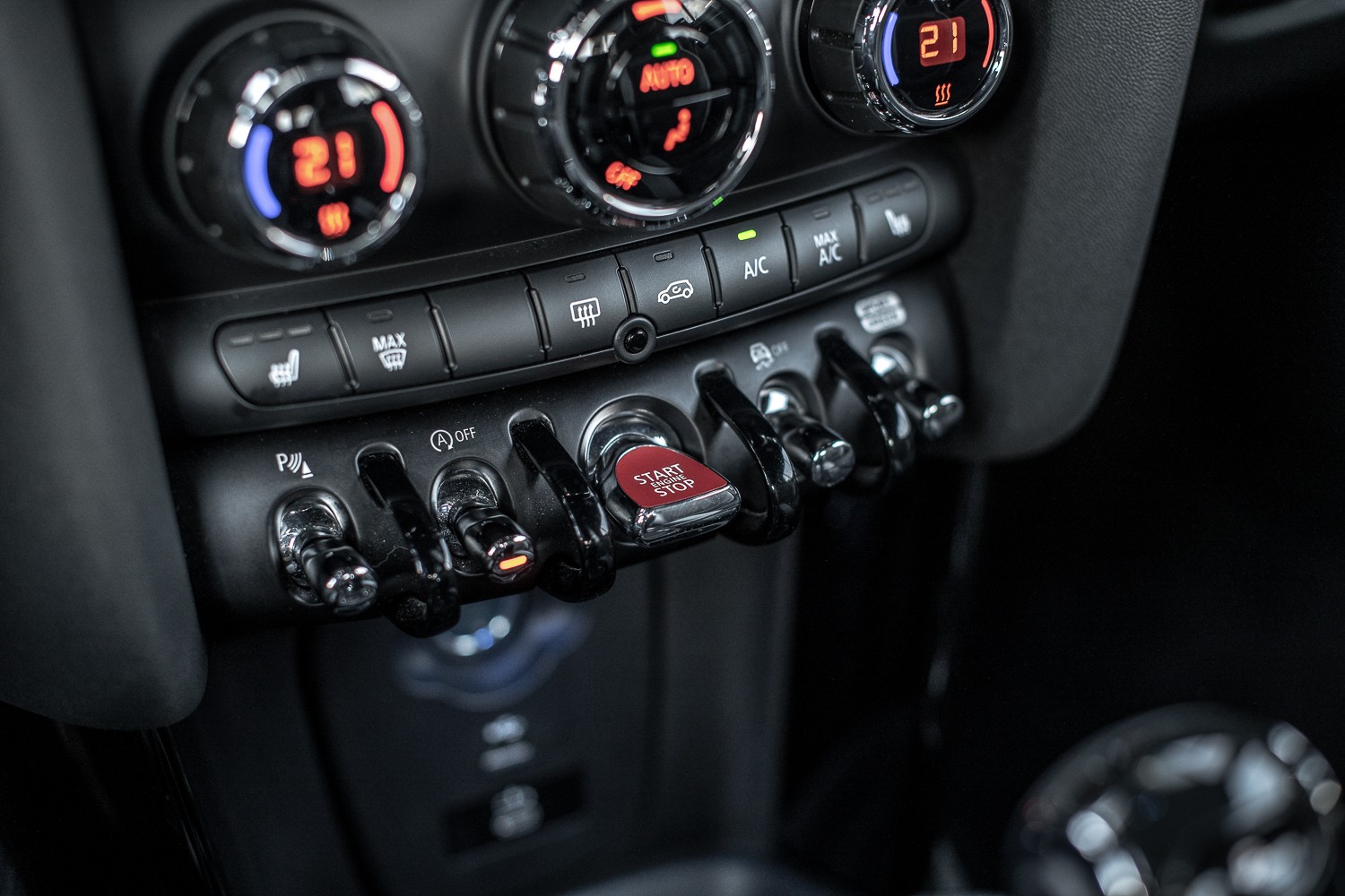 MINI Cooper JCW Cabrio Steptr.-image-18
