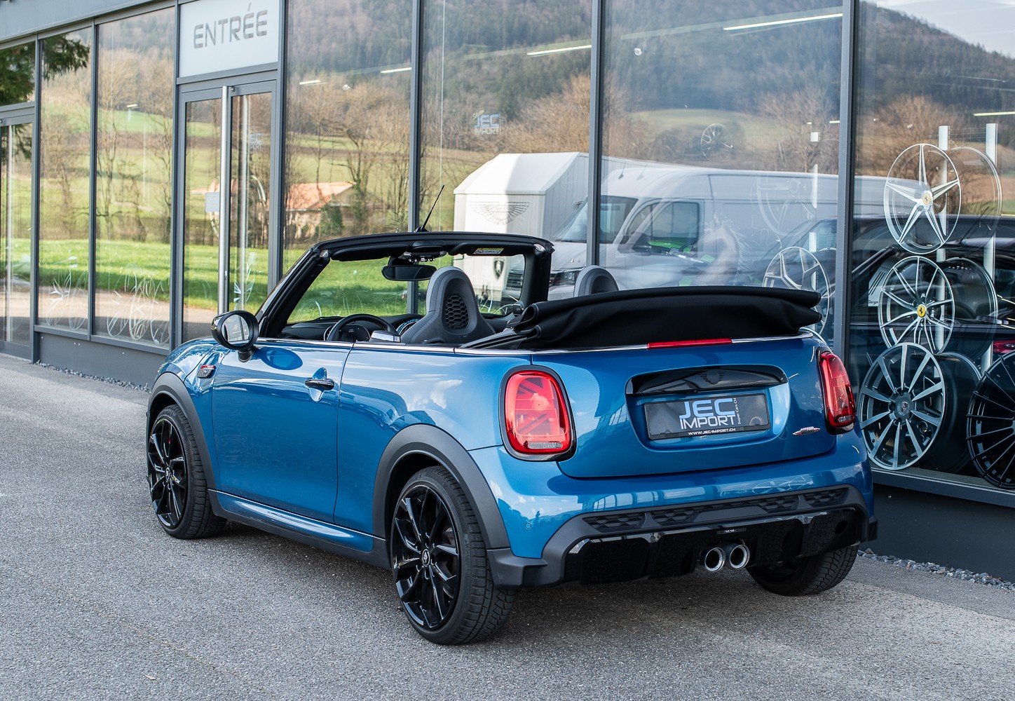 MINI Cooper JCW Cabrio Steptr.-image-7