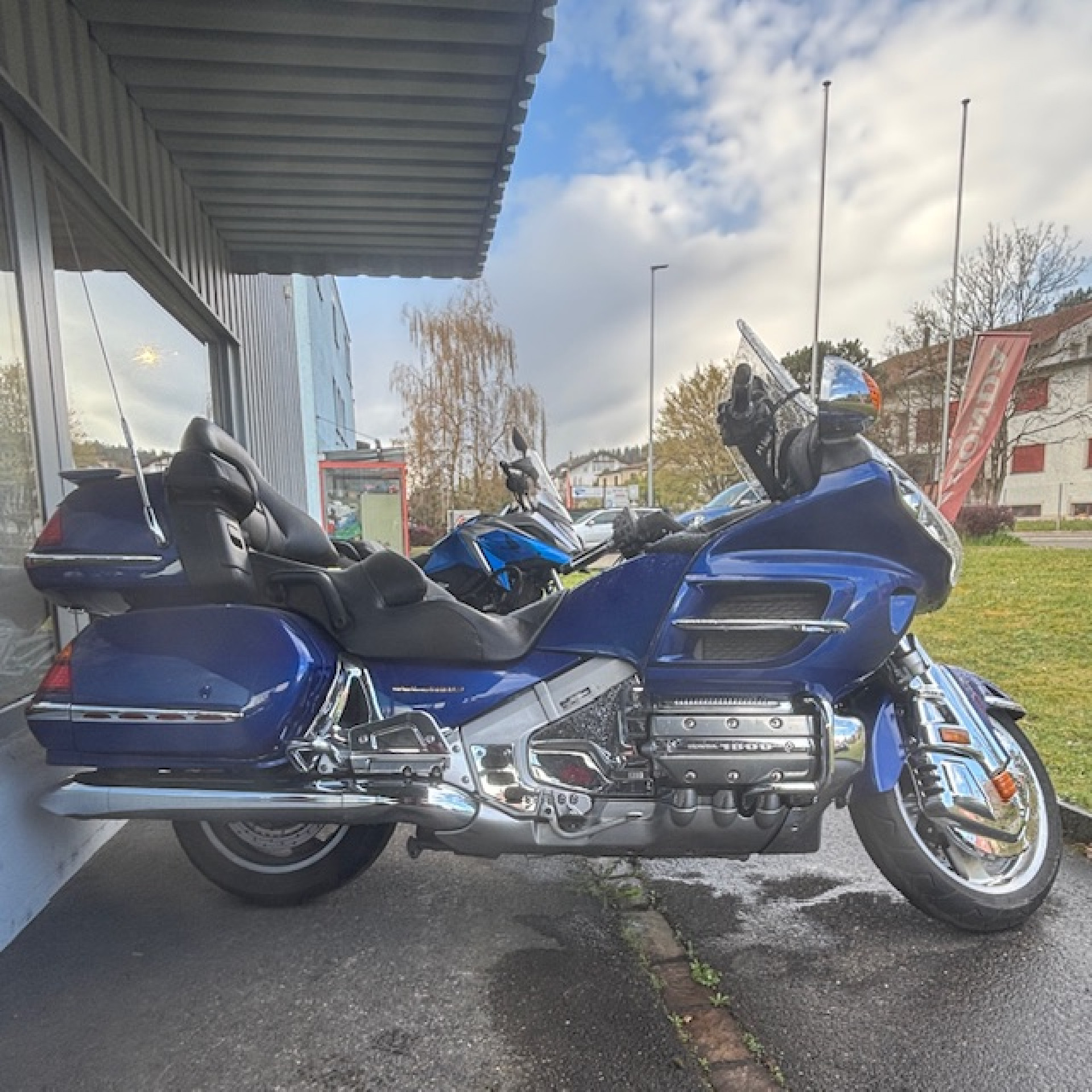 HONDA GL 1800 Gold Wing-image-0