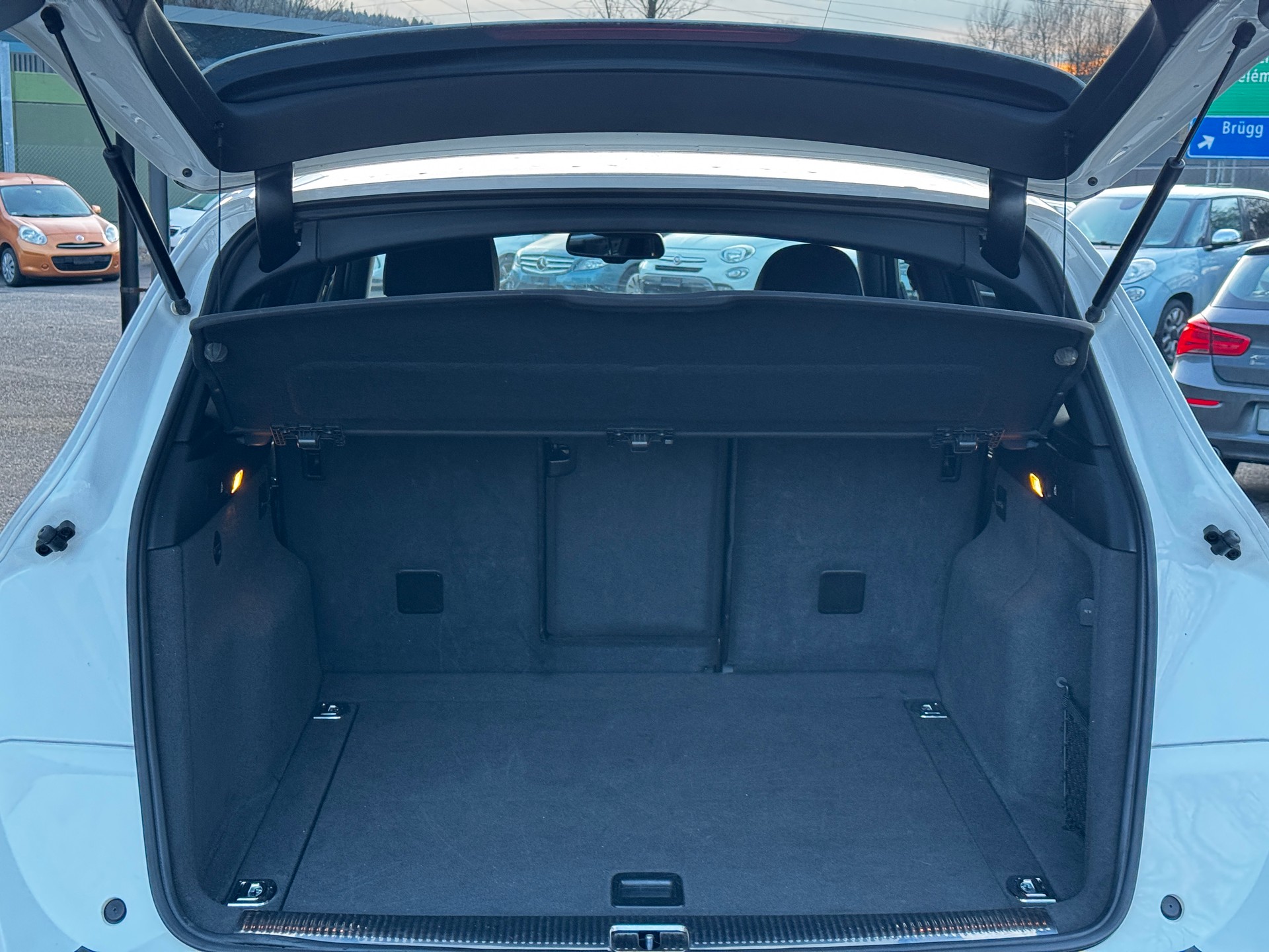AUDI Q5 2.0 TFSI quattro S-tronic-image-6
