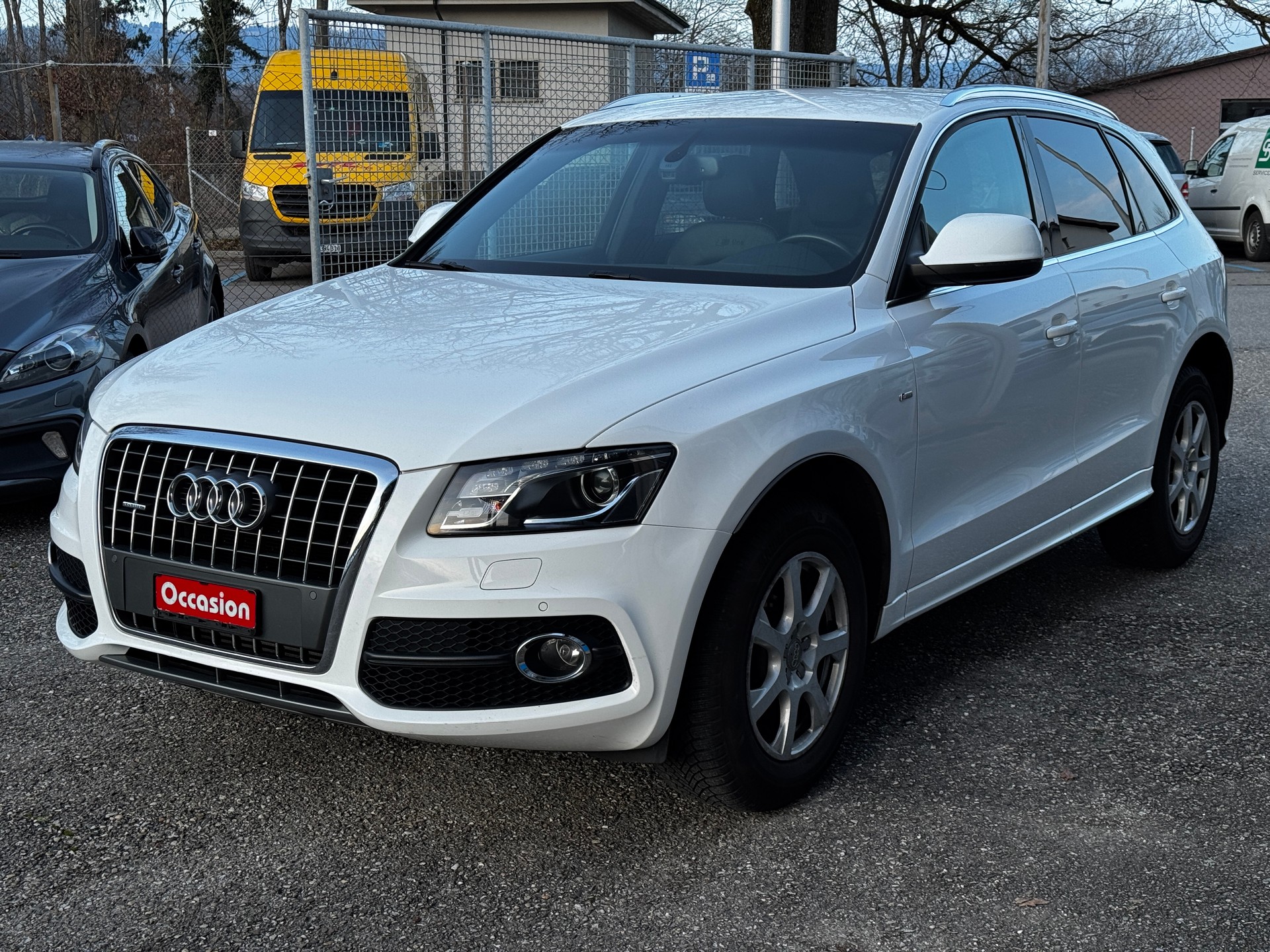 AUDI Q5 2.0 TFSI quattro S-tronic-image-1