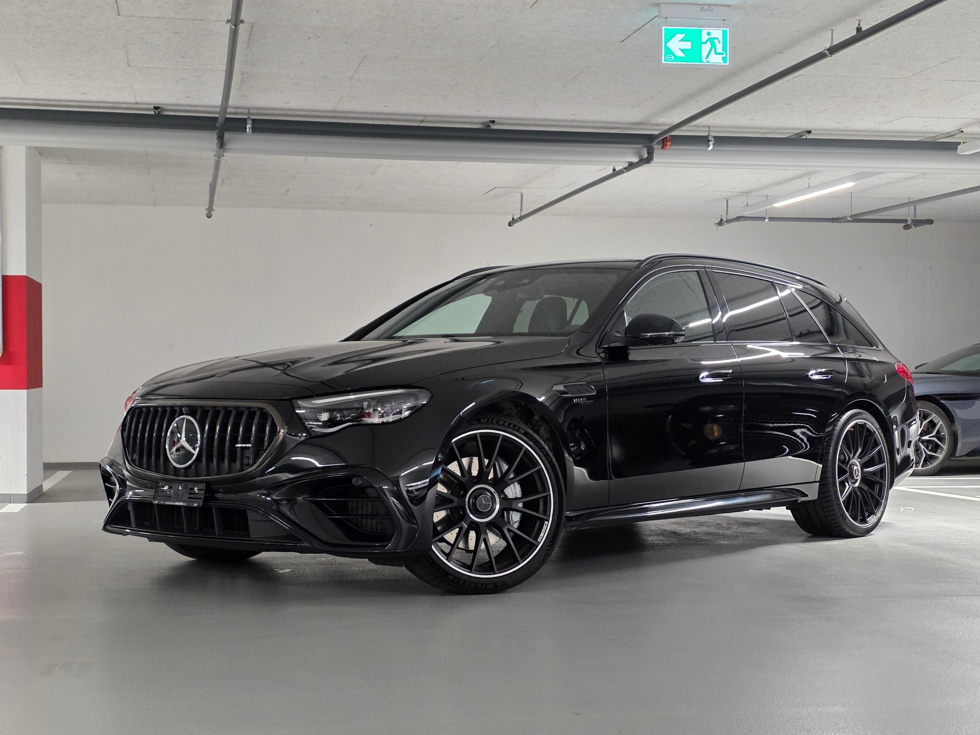 MERCEDES-BENZ E 53 Hybrid T 4Matic+ 9G-Tronic
