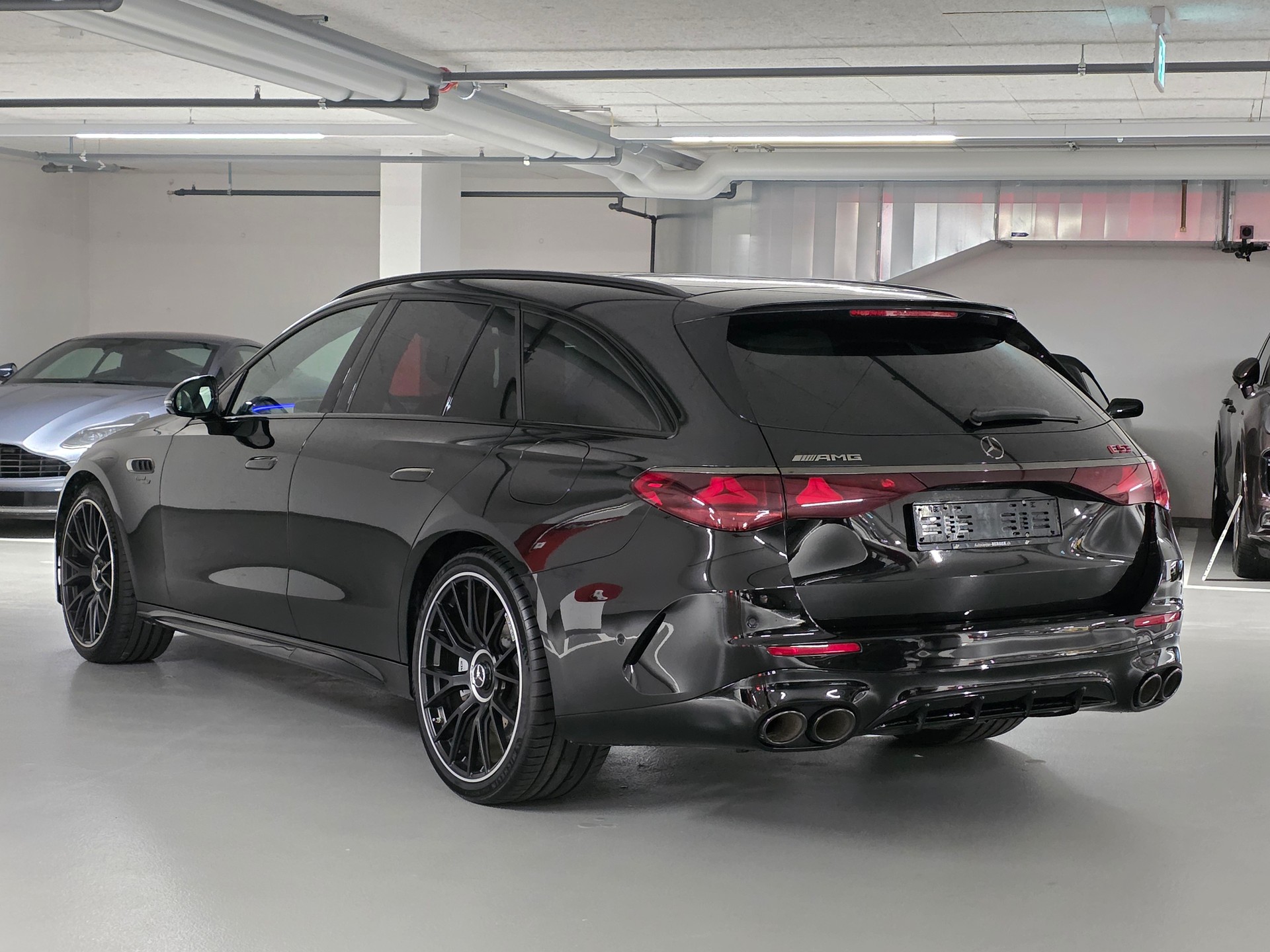 MERCEDES-BENZ E 53 Hybrid T 4Matic+ 9G-Tronic-image-8