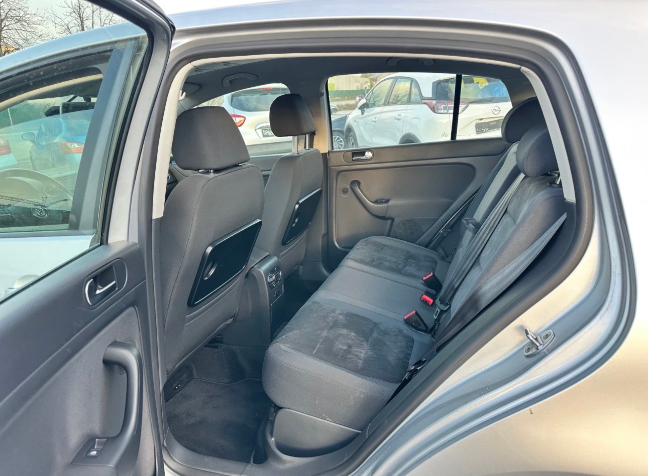 VW Golf Plus 1.4 TSI Comfortline DSG-image-15