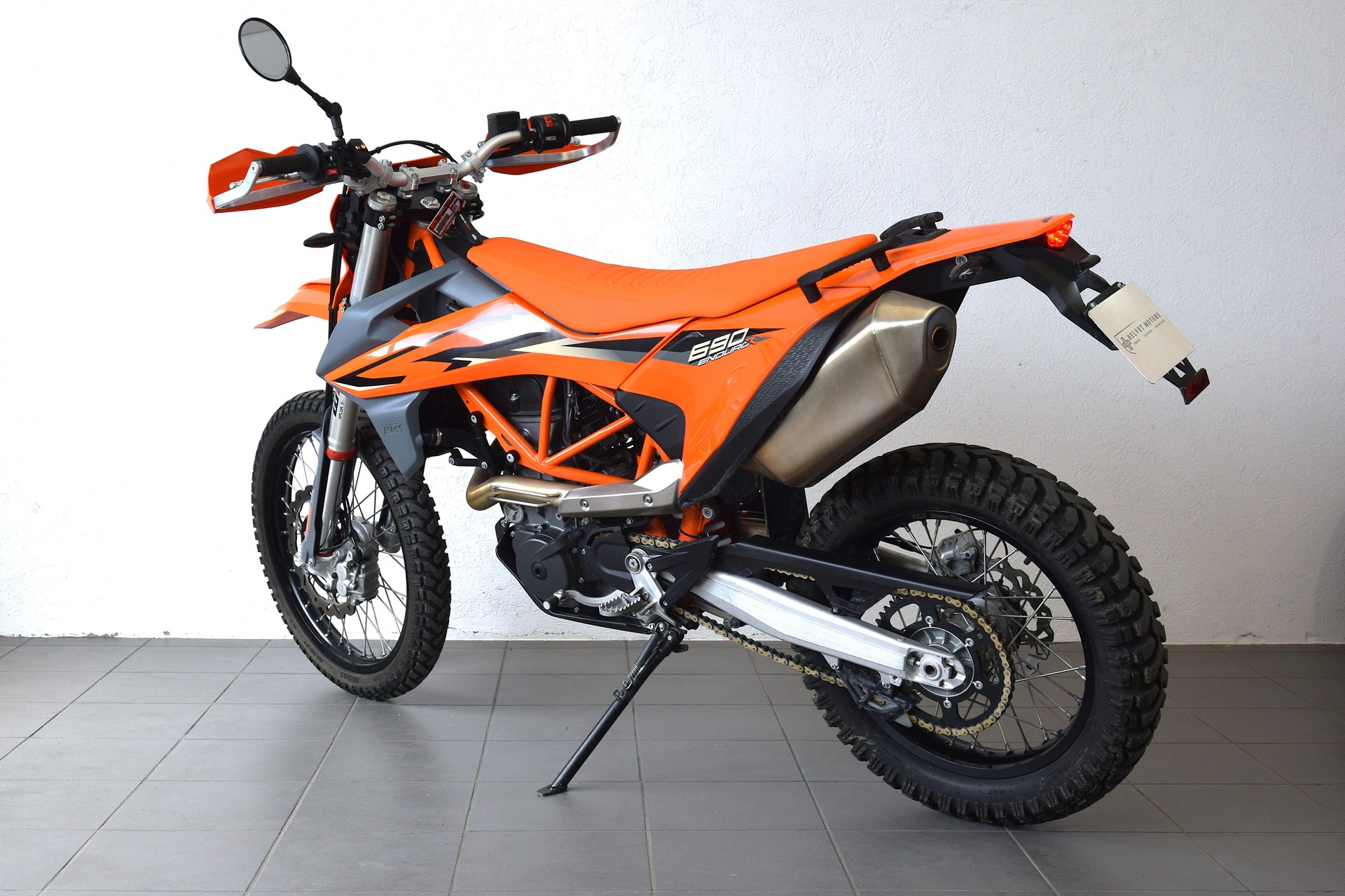 KTM 690 SMC R-image-2