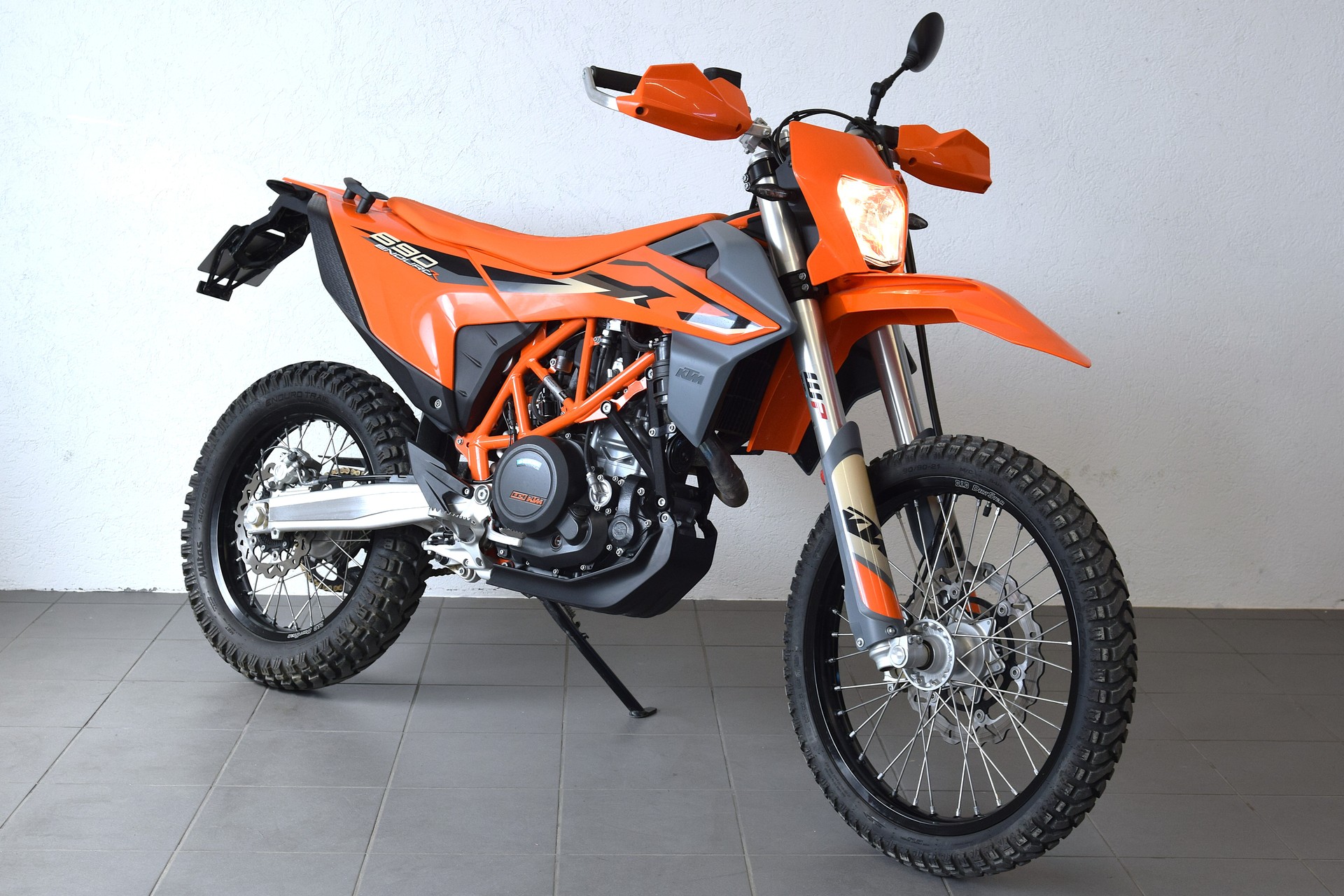 KTM 690 SMC R-image-8