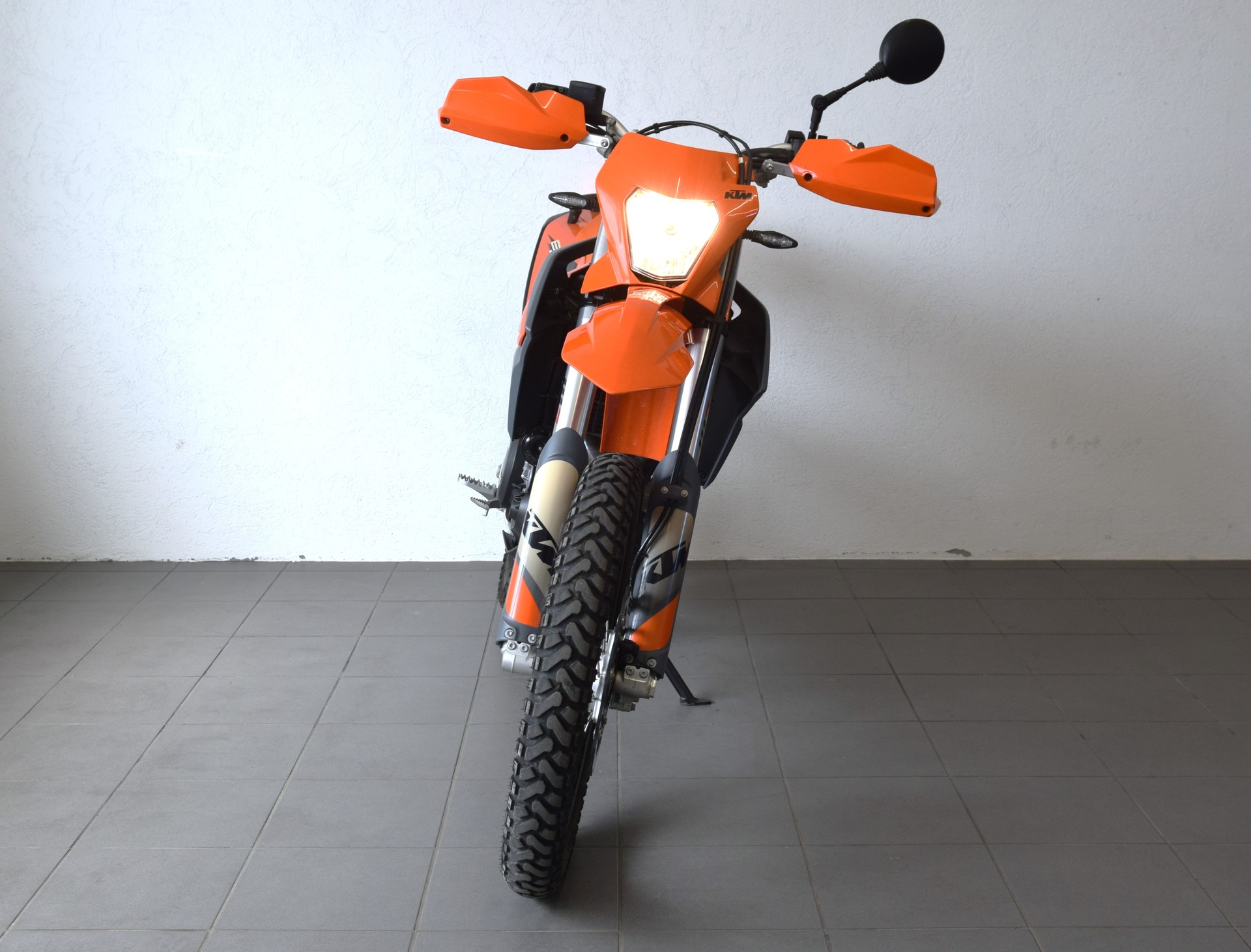 KTM 690 SMC R-image-9