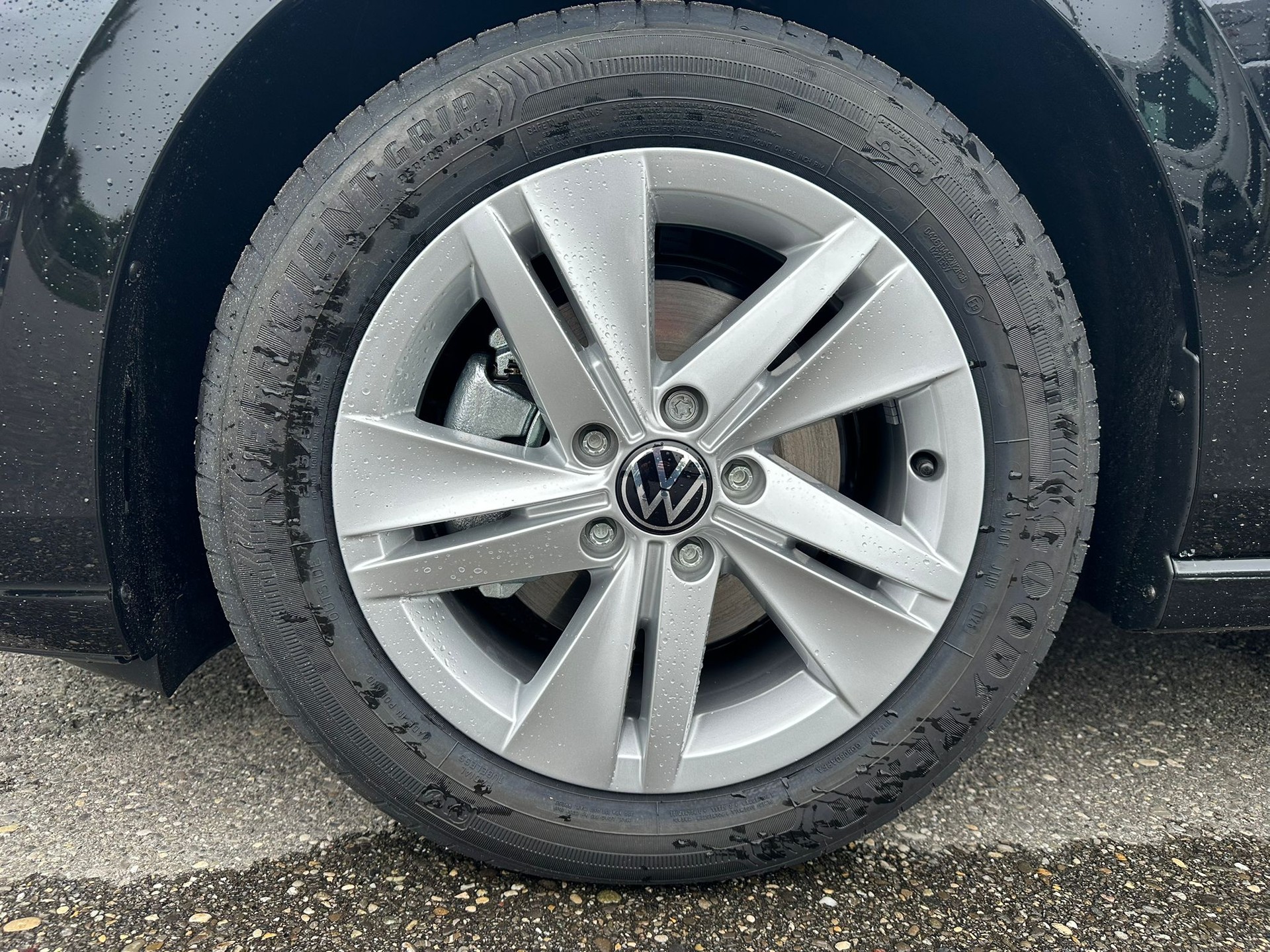 VW Golf 1.5 e TSI mHEV Value DSG-image-9