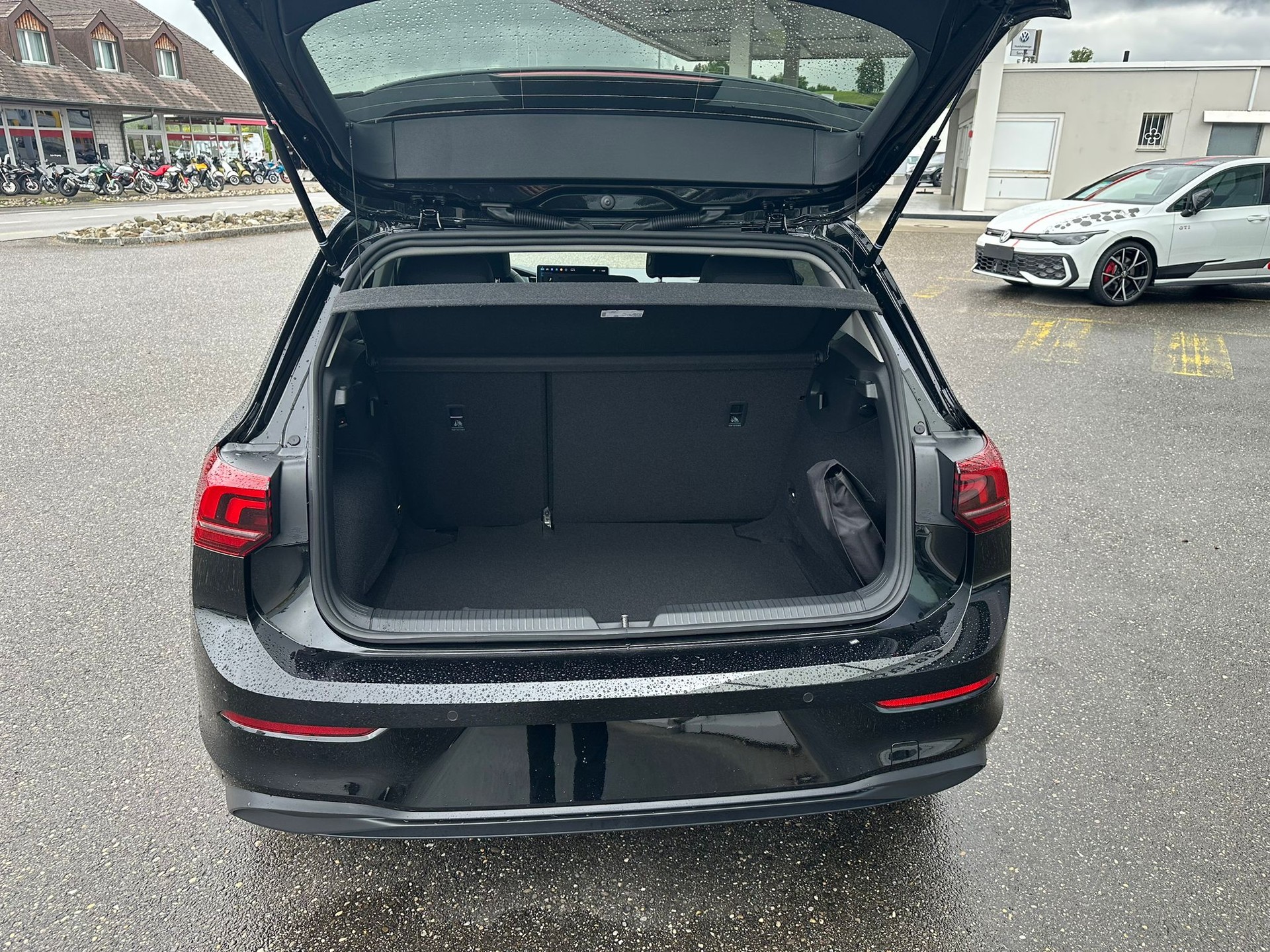 VW Golf 1.5 e TSI mHEV Value DSG-image-23