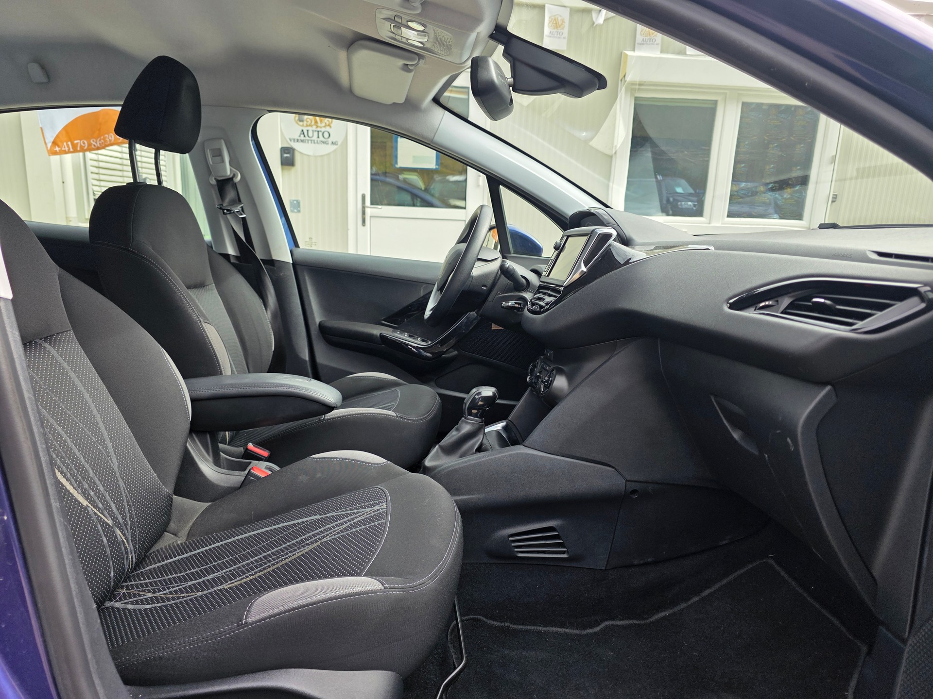 PEUGEOT 208 1.2 VTI Access *** Frisch ab MFK / Frisch ab Service / 6MT Garantie / Gratis Lieferung ***-image-10