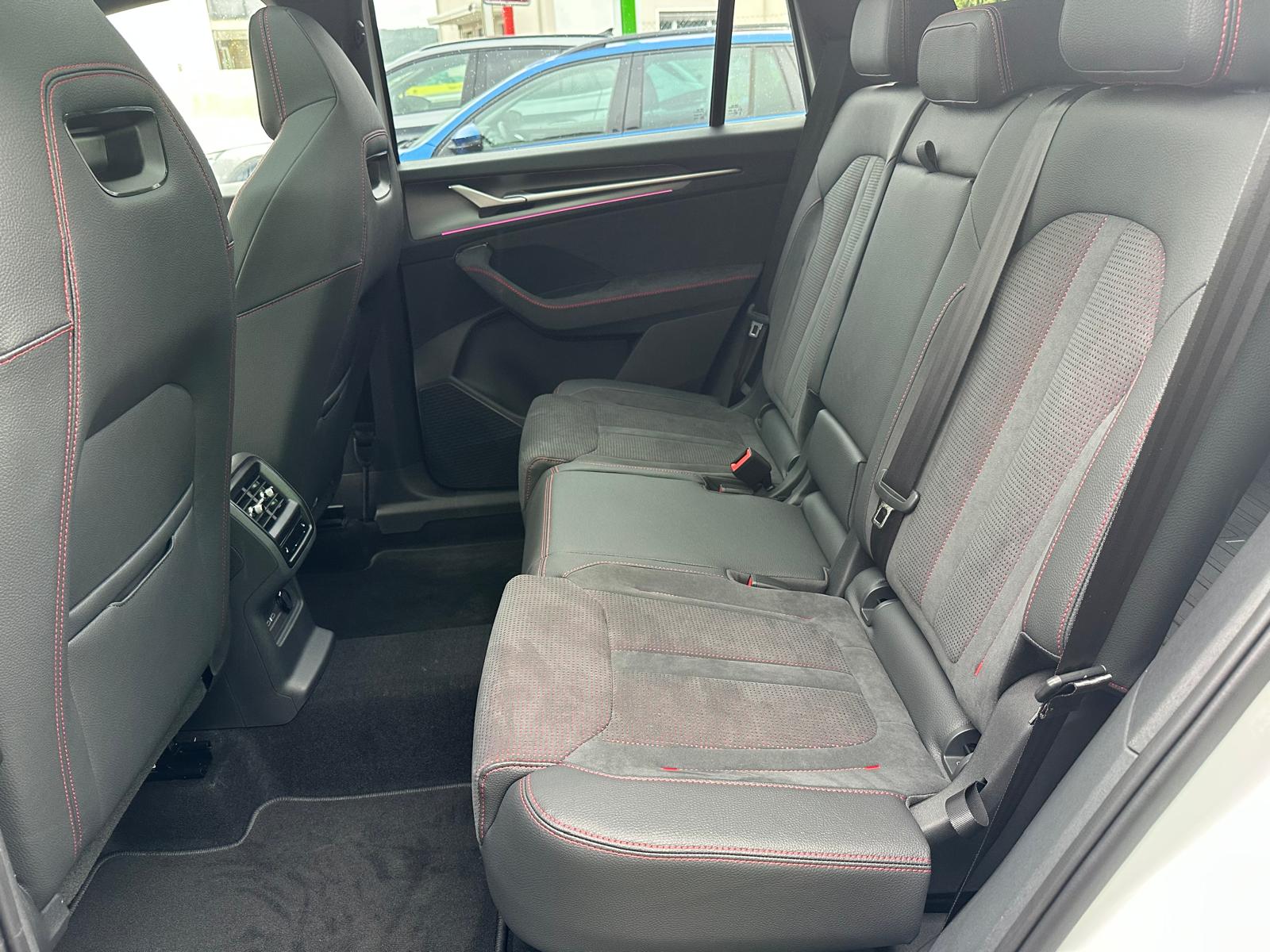 SKODA Kodiaq 2.0 TSI RS 4x4-image-23
