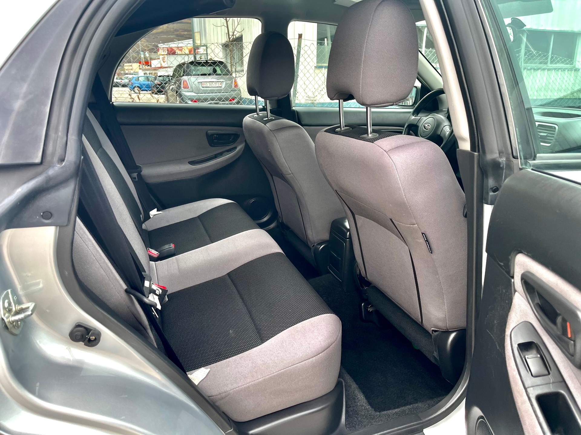 SUBARU Impreza 2.0R-image-11