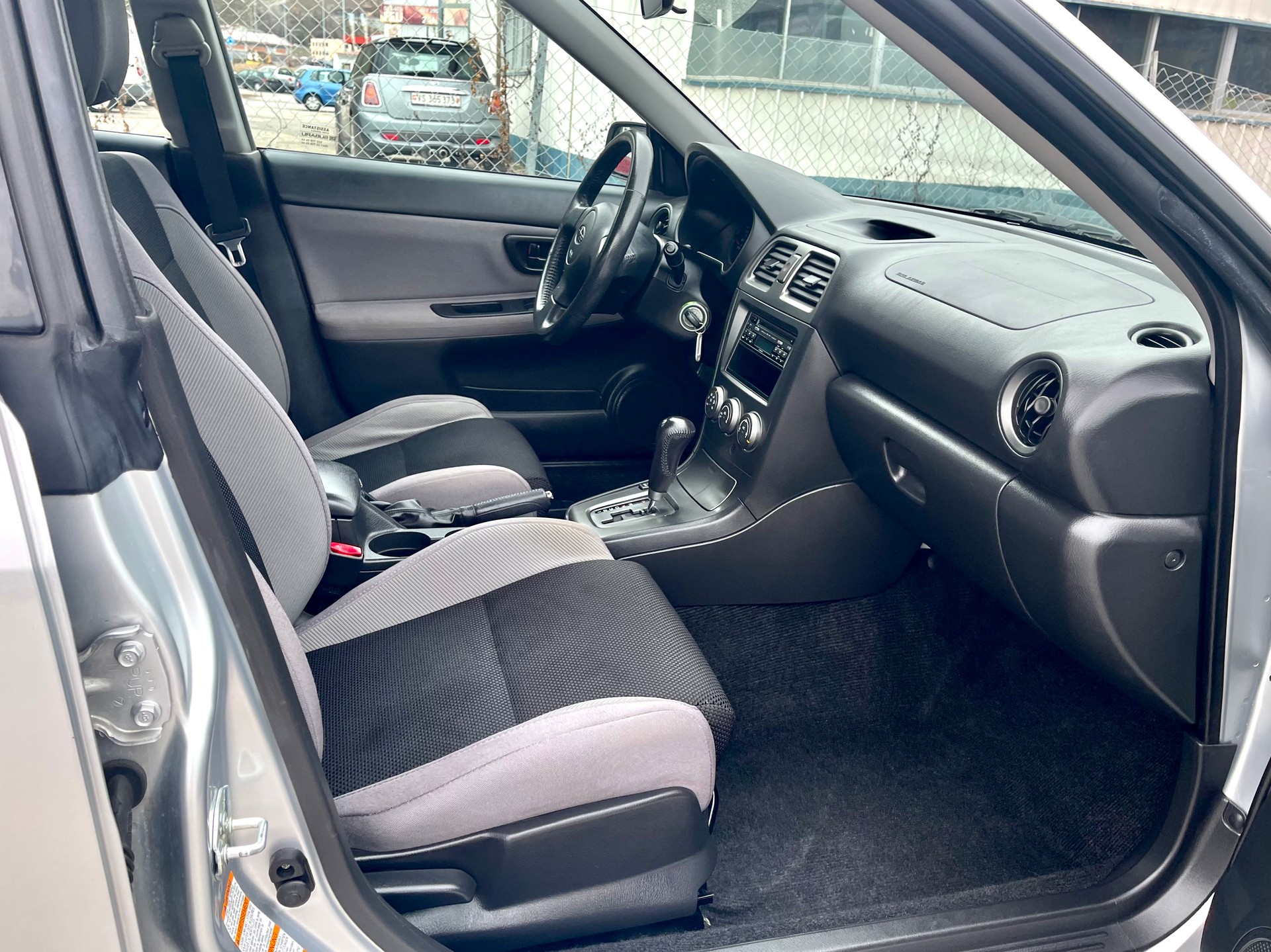 SUBARU Impreza 2.0R-image-9