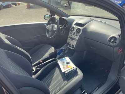 OPEL Corsa 1.4 Automat-image-7