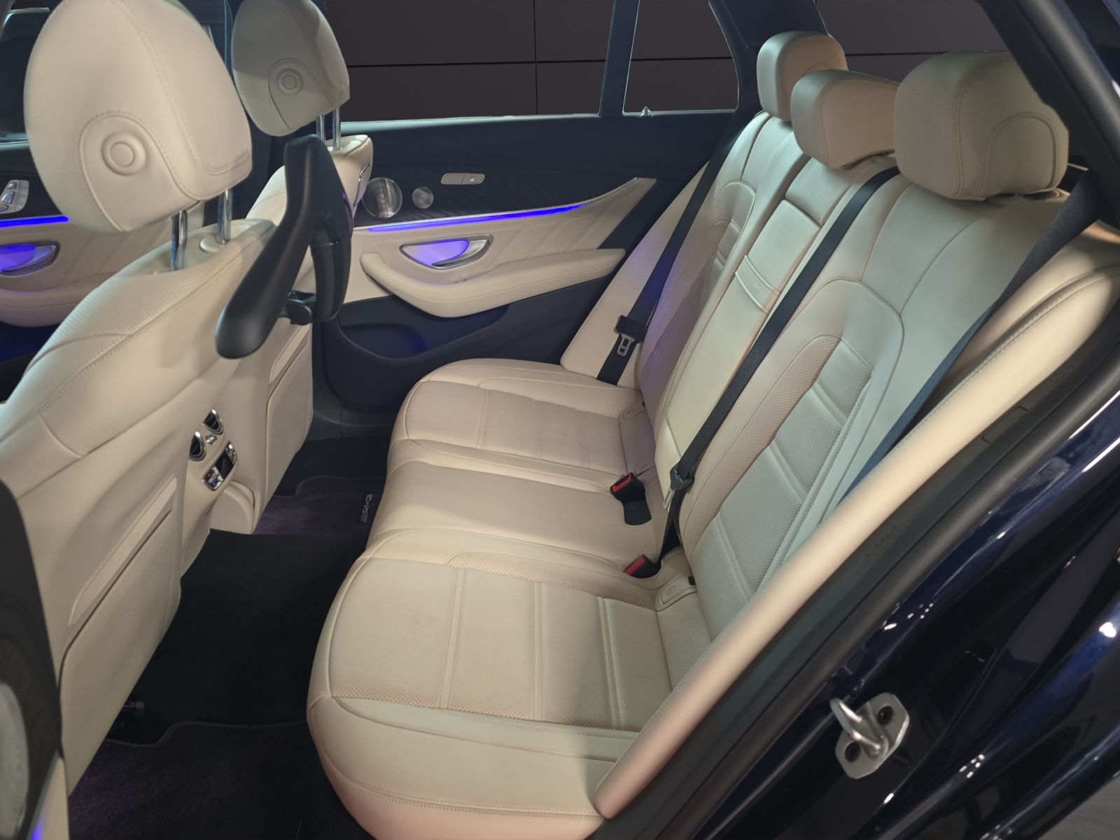 MERCEDES-BENZ AMG E 63 S T 4Matic+ Speedshift 9G-TCT / CH-Fahrzeug-image-23