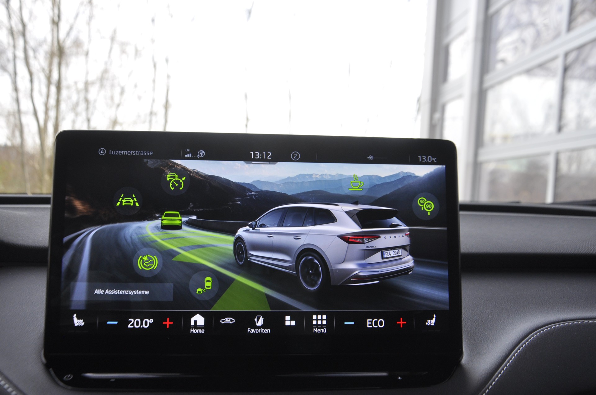 SKODA Enyaq iV 80x SportLine I Anhängerkupplung-image-10
