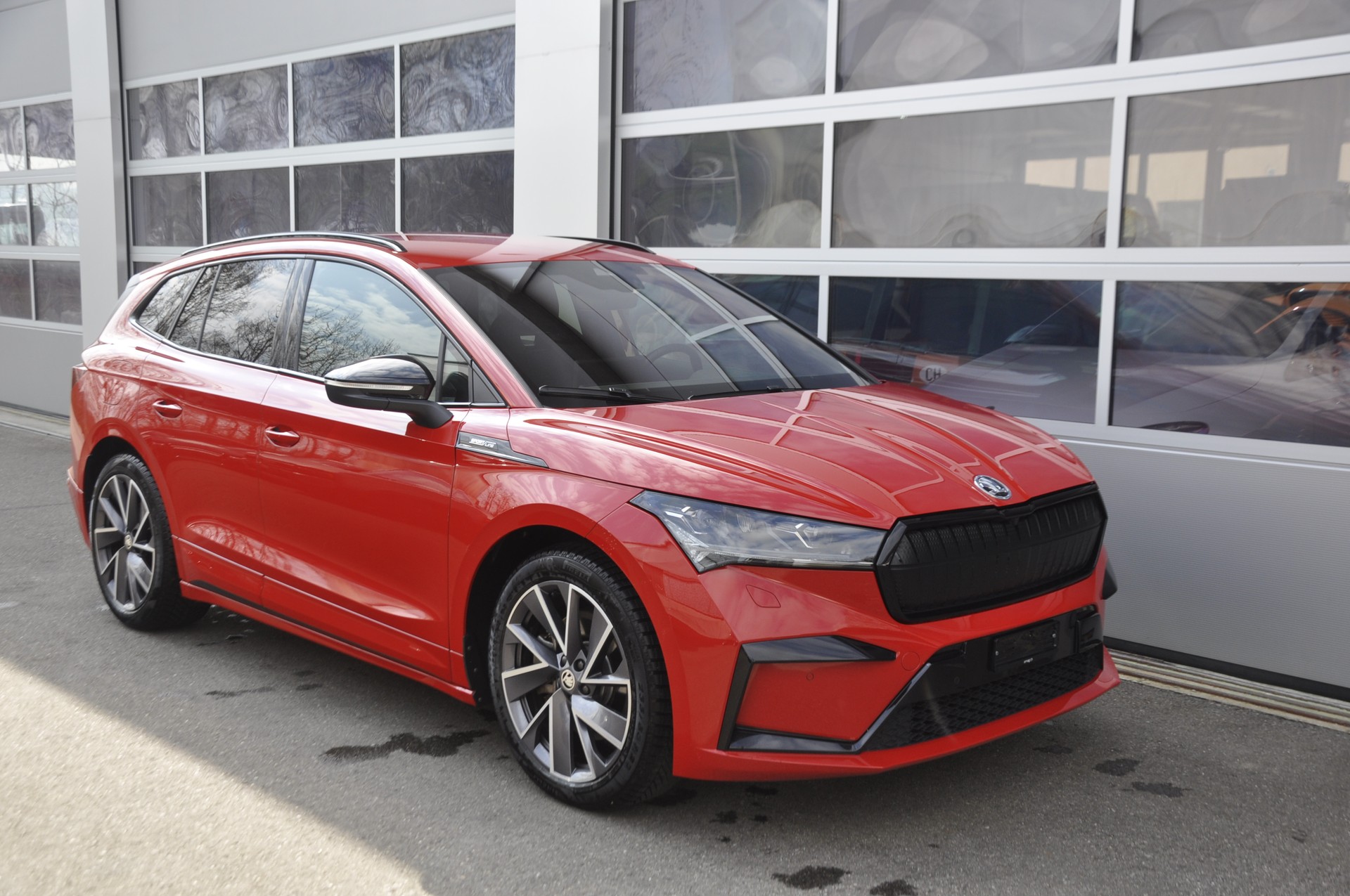 SKODA Enyaq iV 80x SportLine I Anhängerkupplung