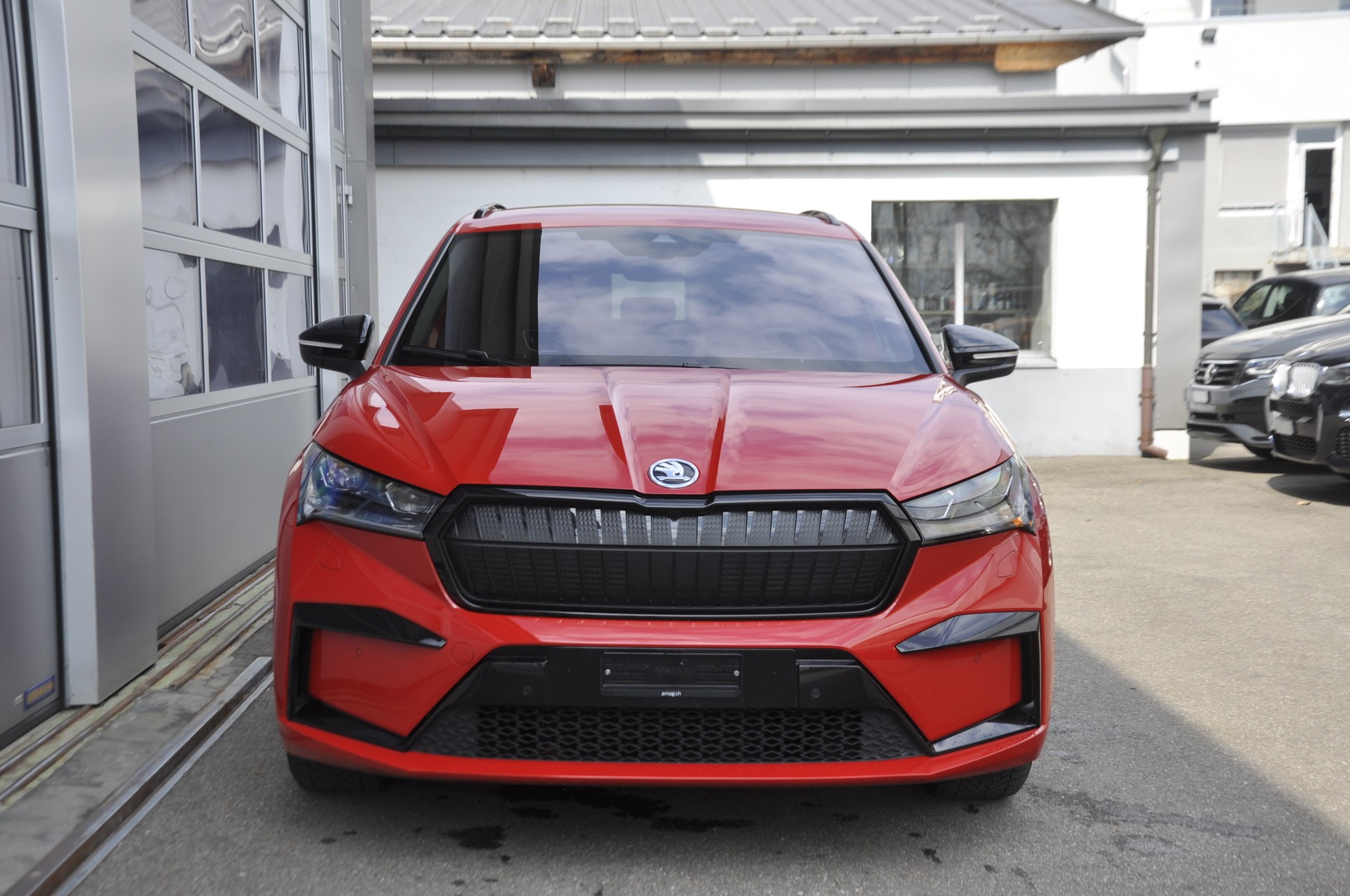SKODA Enyaq iV 80x SportLine I Anhängerkupplung-image-1