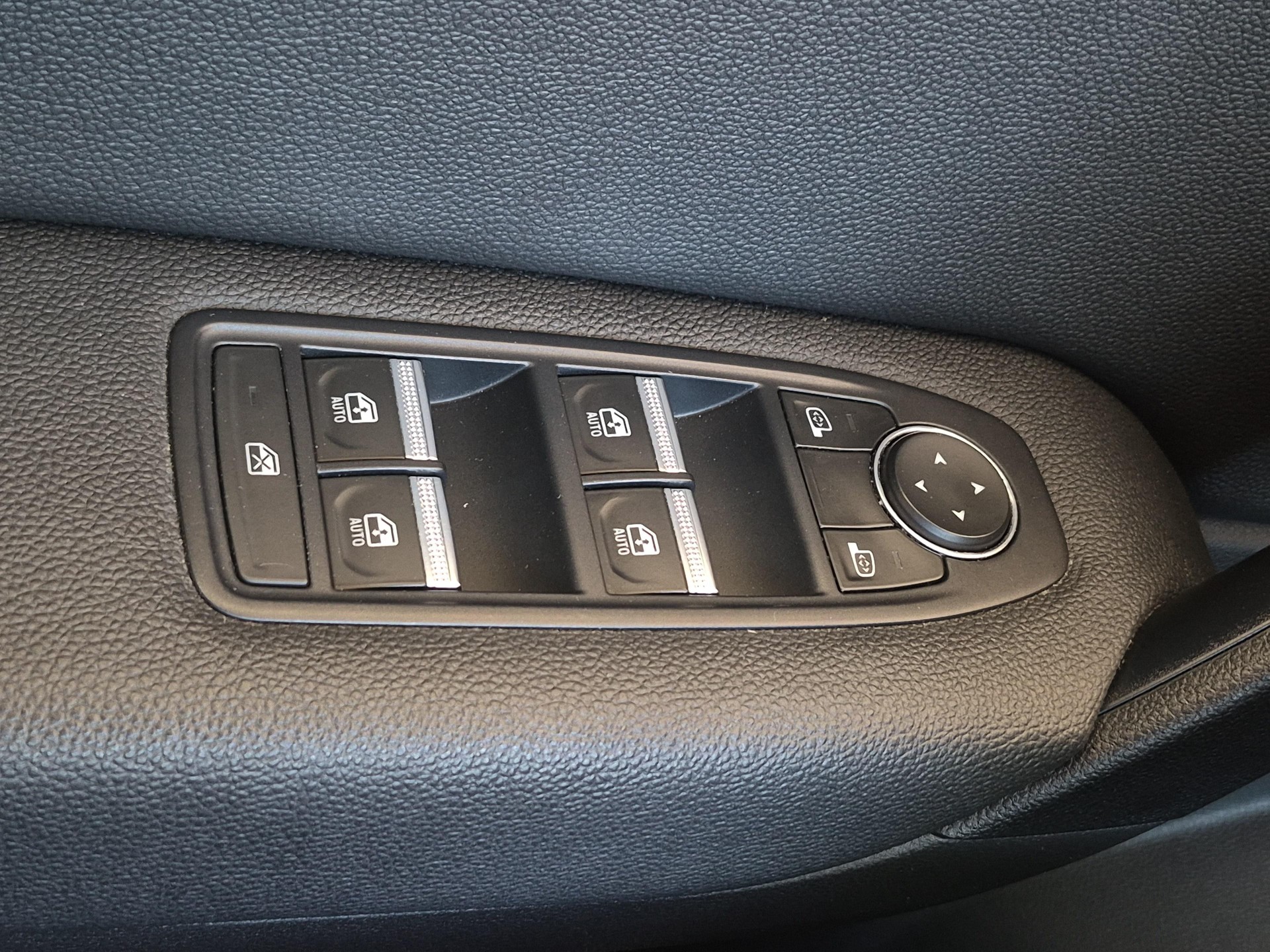 RENAULT Captur 1.6 E-Tech techno / ab 3,99% Leasing bei Abschluss einer Protect Autoversicherung-image-17